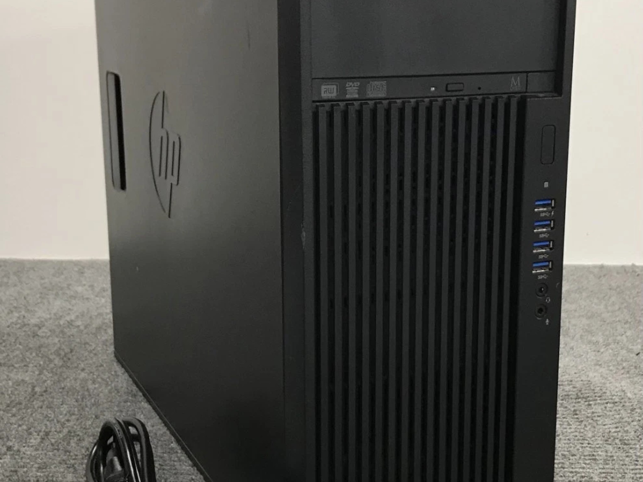 HP Z440 Workstation 8-Core - E5-2667 v3