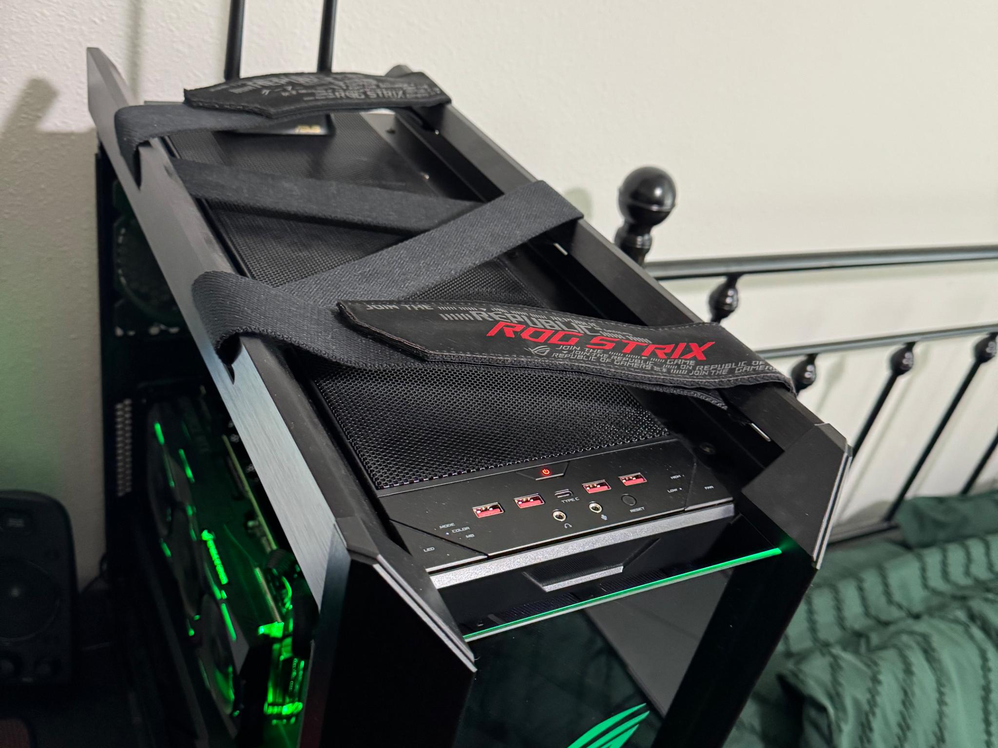 ASUS ROG STRIX THEME - AMD Ryzen 5800x3D with Strix 2080 Ti, 32GB Ram 4Tb storage