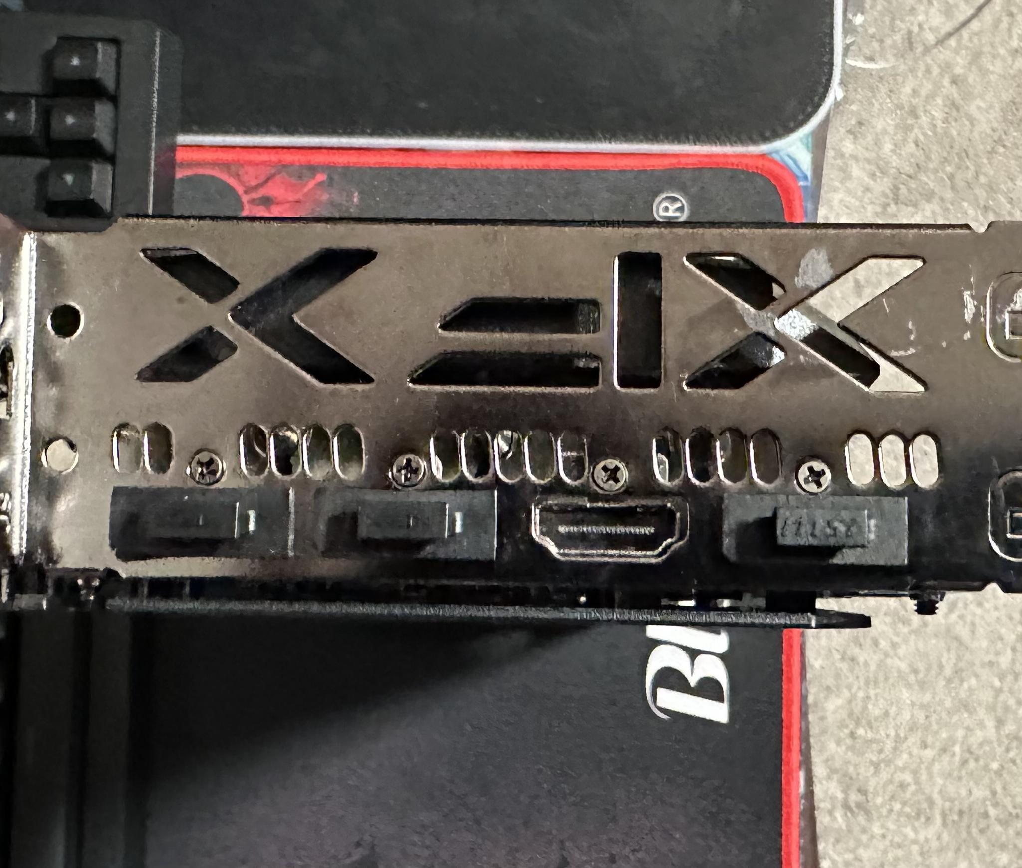 XFX SPEEDSTER SWFT309 RX 6700XT 12GB