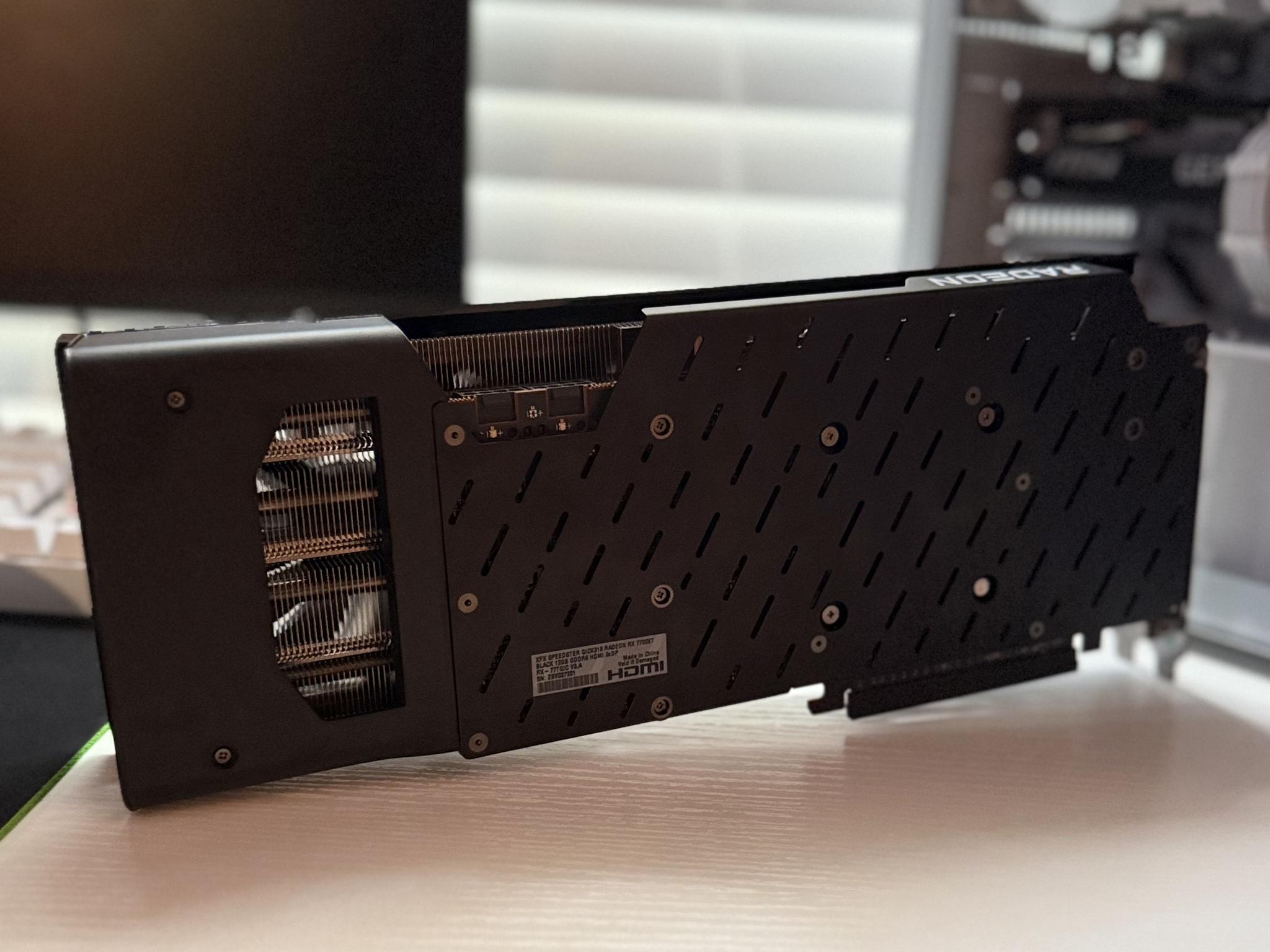 XFX RX 7700XT Speedster QICK 319