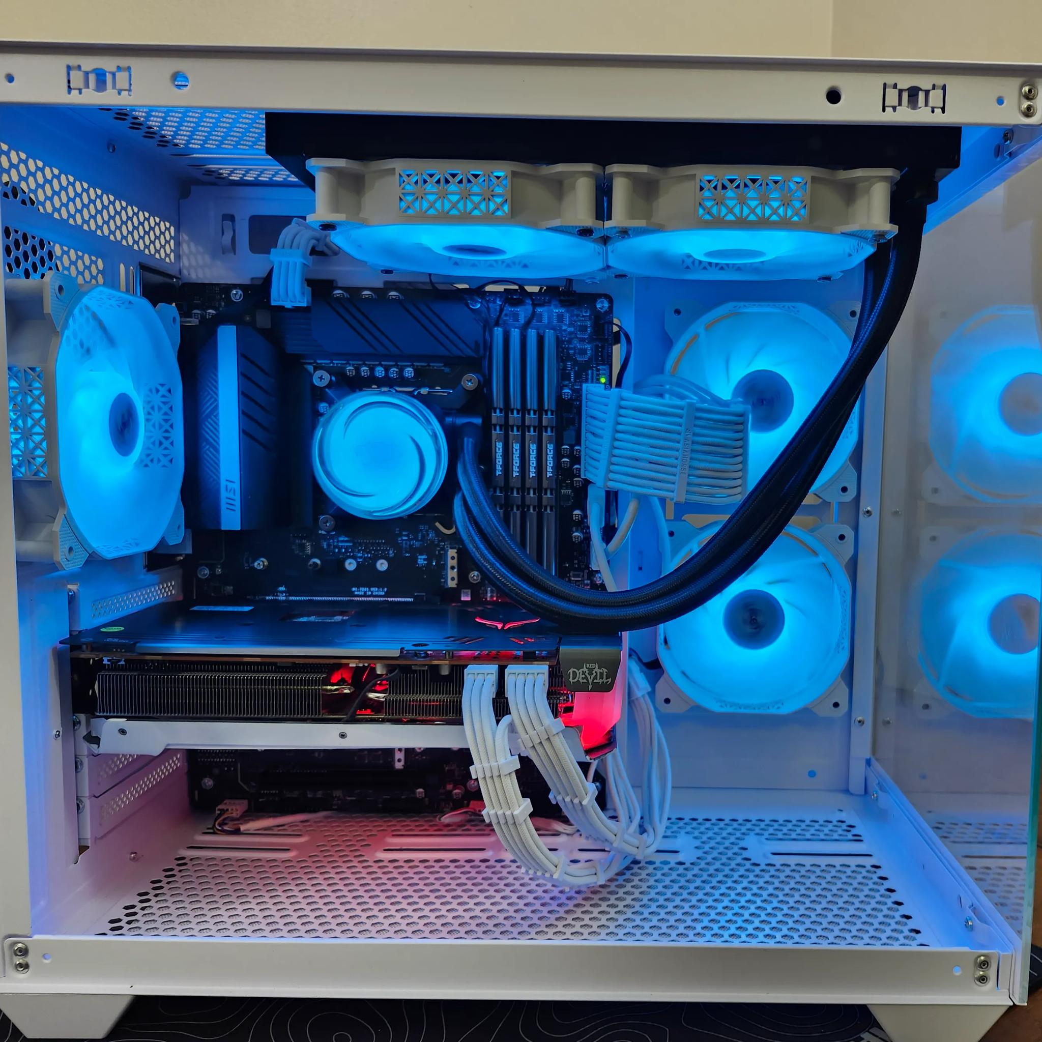 🤍🖤 RX 6600XT / i5 / 32GB DDR4 / 1TB M.2 SSD 🖤🤍*