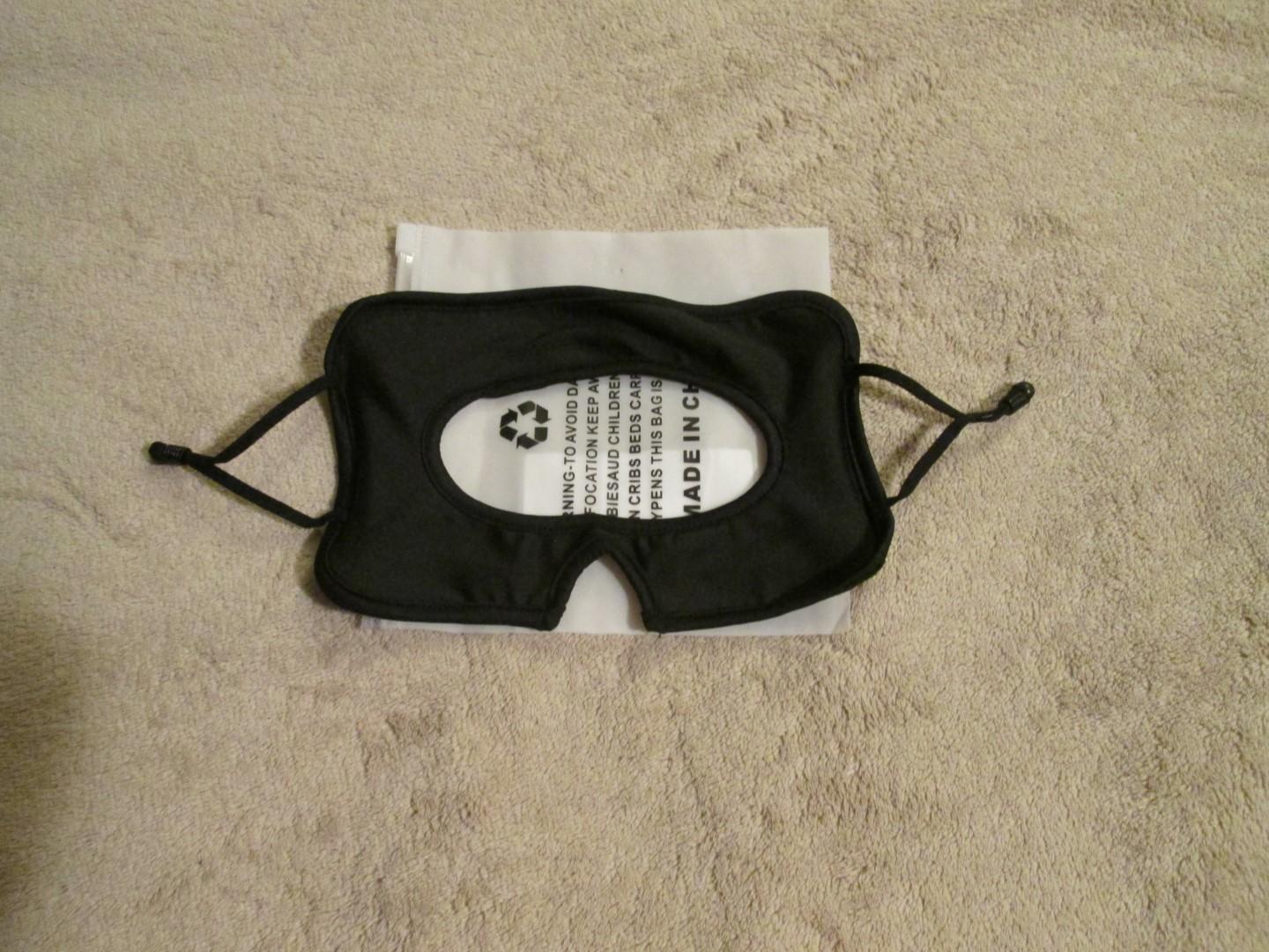 Oculus Quest 2 With Case, Accessories And Games