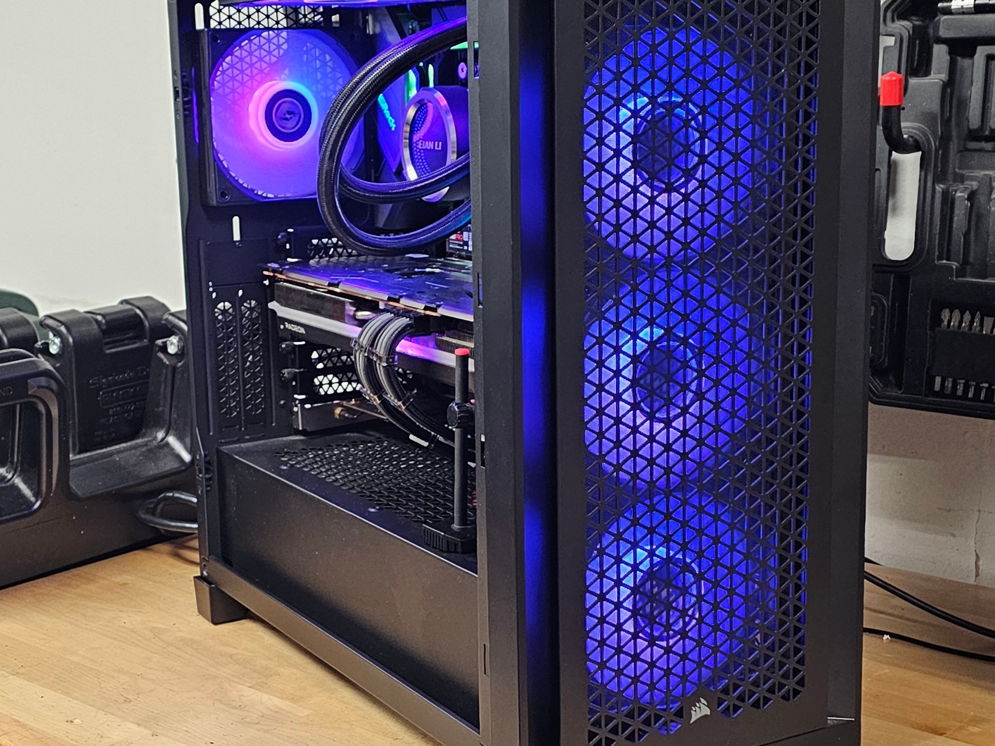 Corsair 4000D PC Case with Tempered Glass and Front Mesh