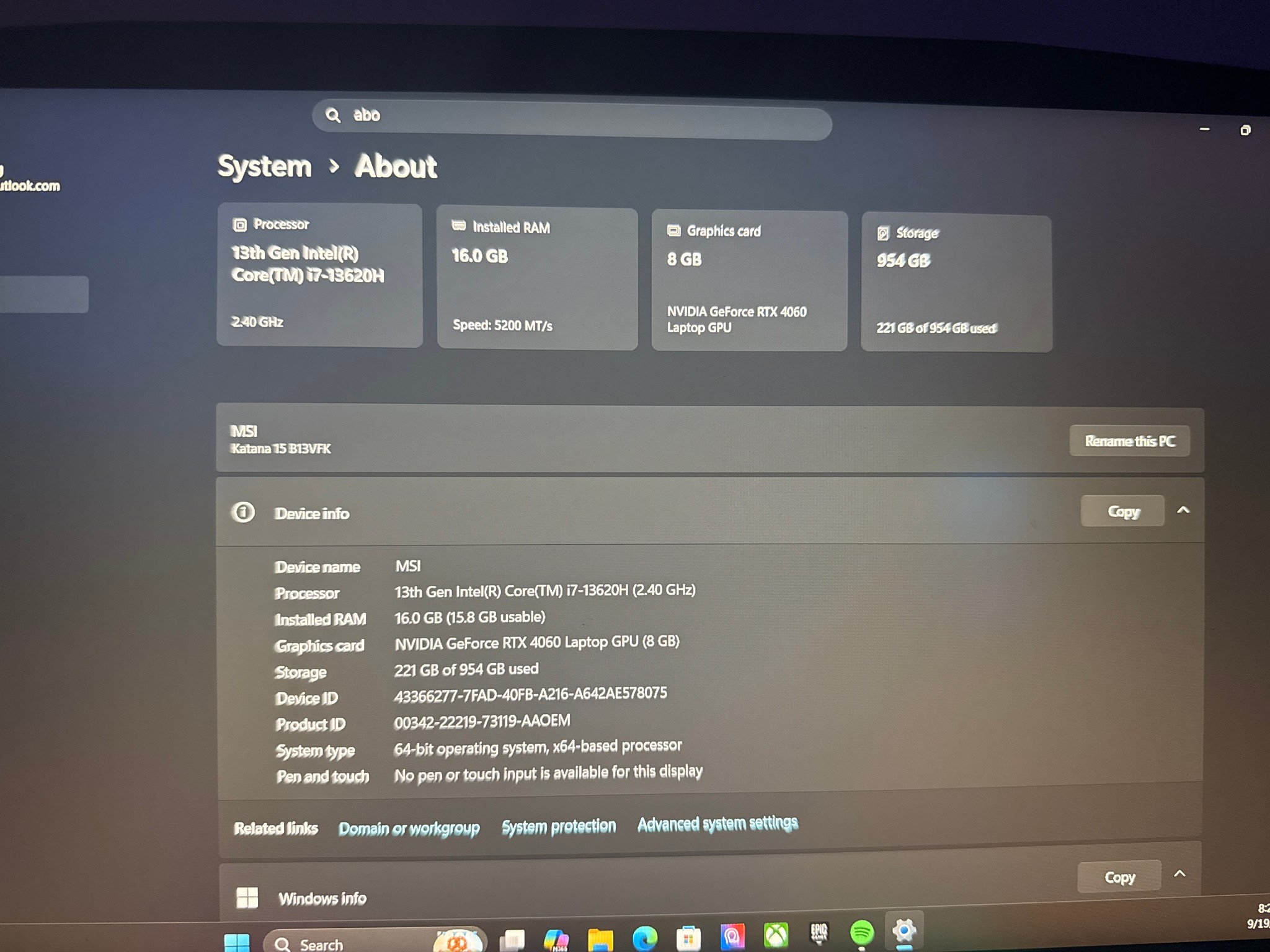 MSI Katana 15 B13v 15”