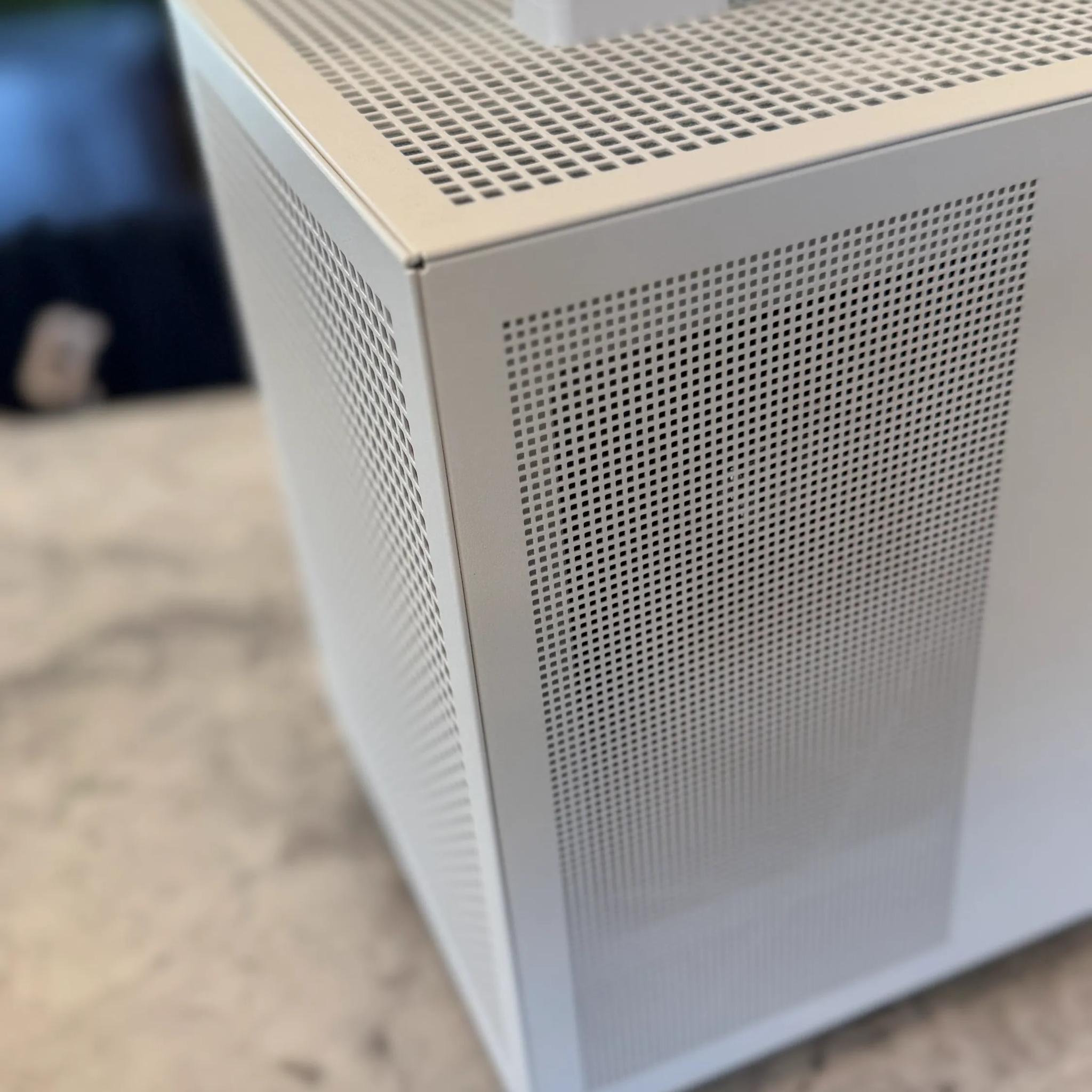 Compact PC || 7900 XT, 7800X3D, 32GB DDR5 Ram, 2TB 990 EVO PLUS