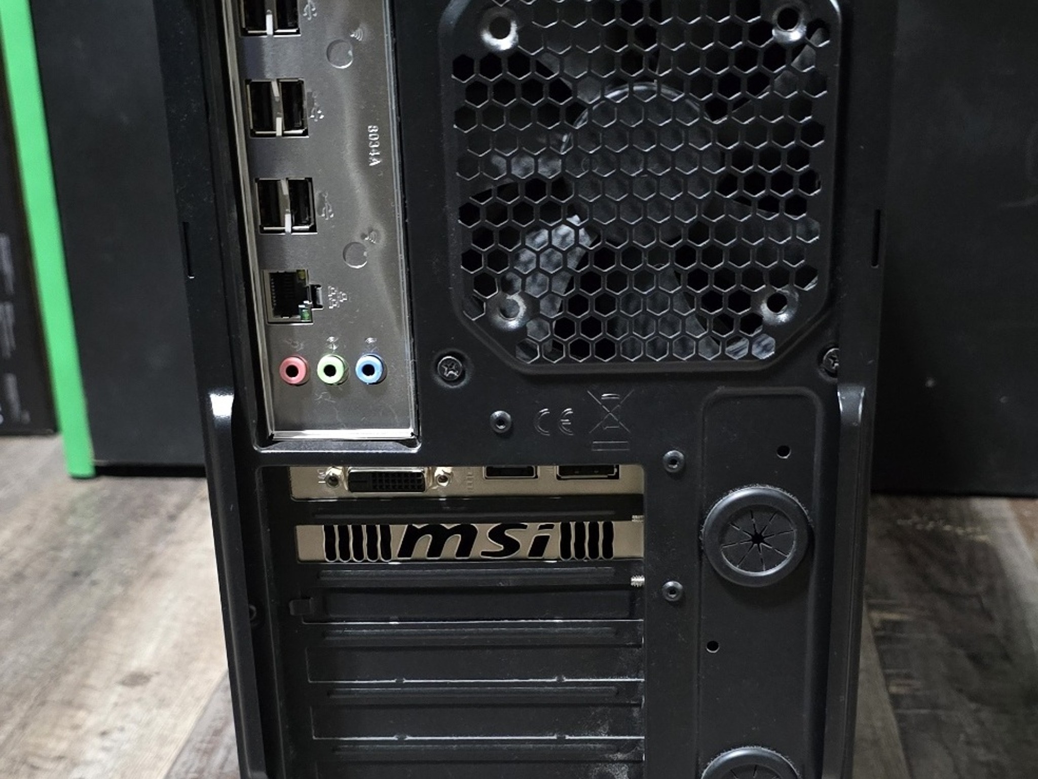 Great starter system! 10 Core Xeon 32Gb DDR4 GTX1050