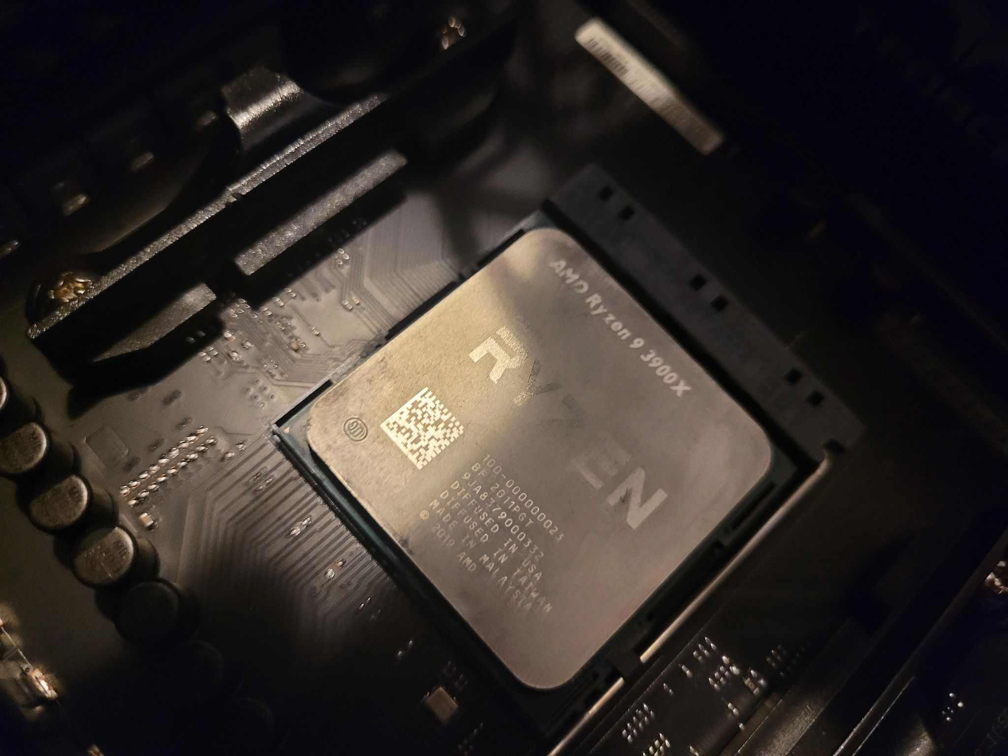 AMD Ryzen 9 3900x AM4 3.8Ghz CPU