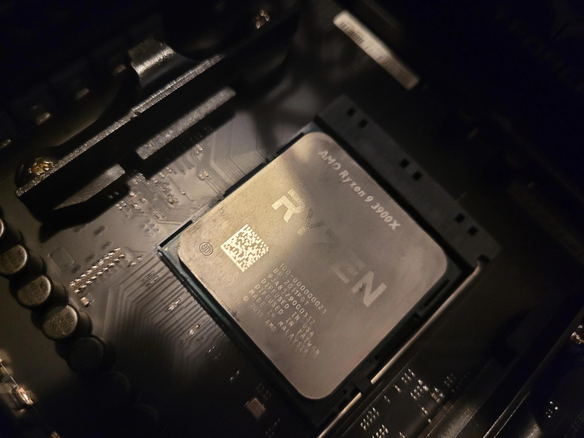 AMD Ryzen 9 3900x AM4 3.8Ghz CPU