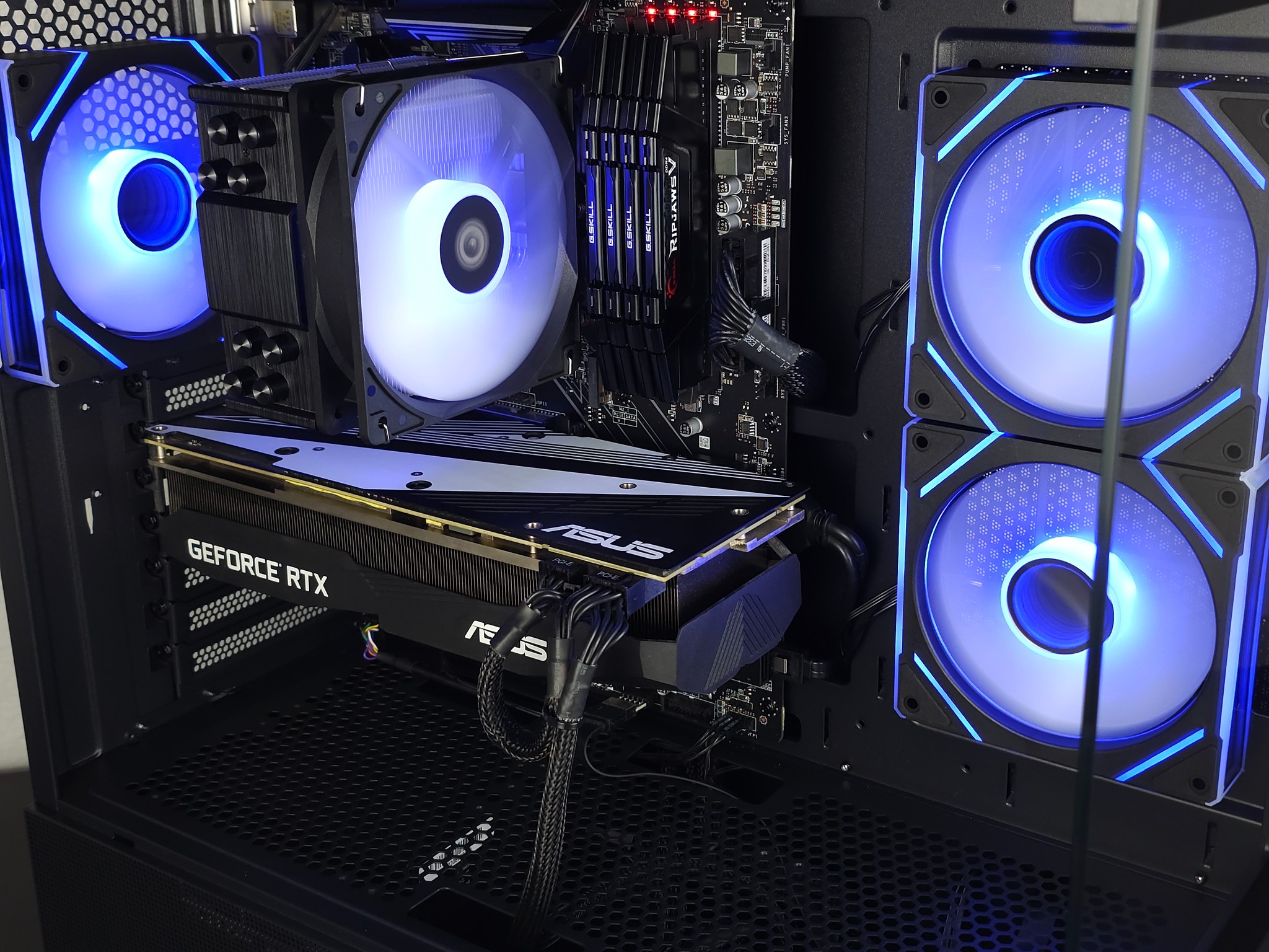 GAMING PC | RTX 2070 | RYZEN 5 2600X | 16 GB RAM | 1 TB SSD | WIFI 6 | WINDOWS 11 PRO