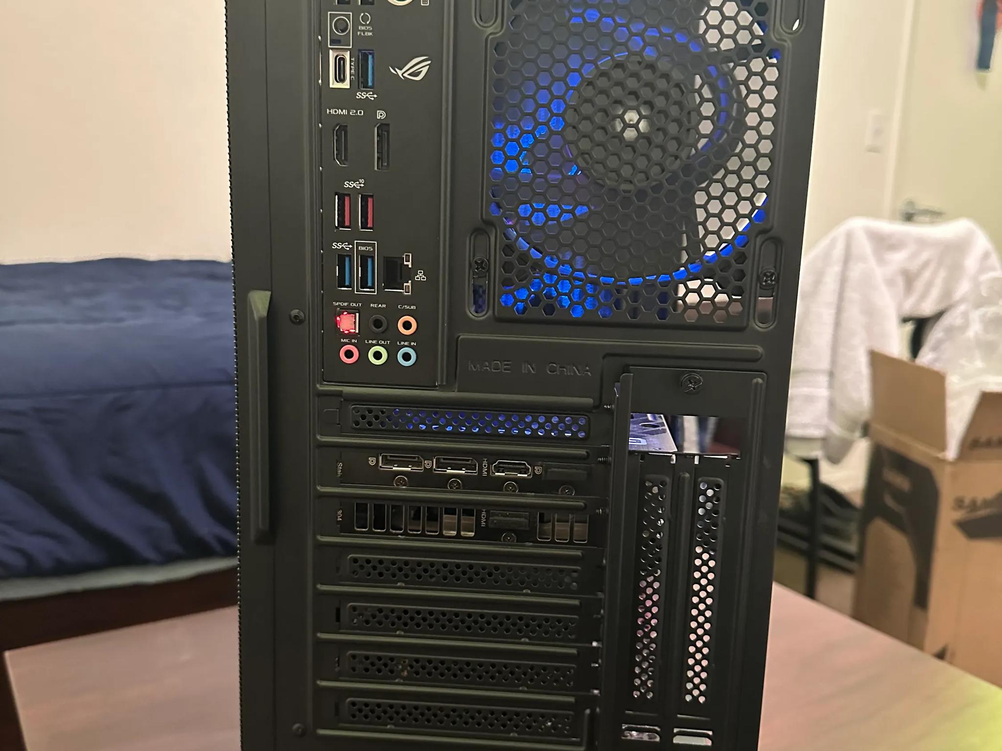 Ryzen 5 5600 / RTX 3060ti 8gb / 16gb 3200mhz Ram Custom Gaming PC