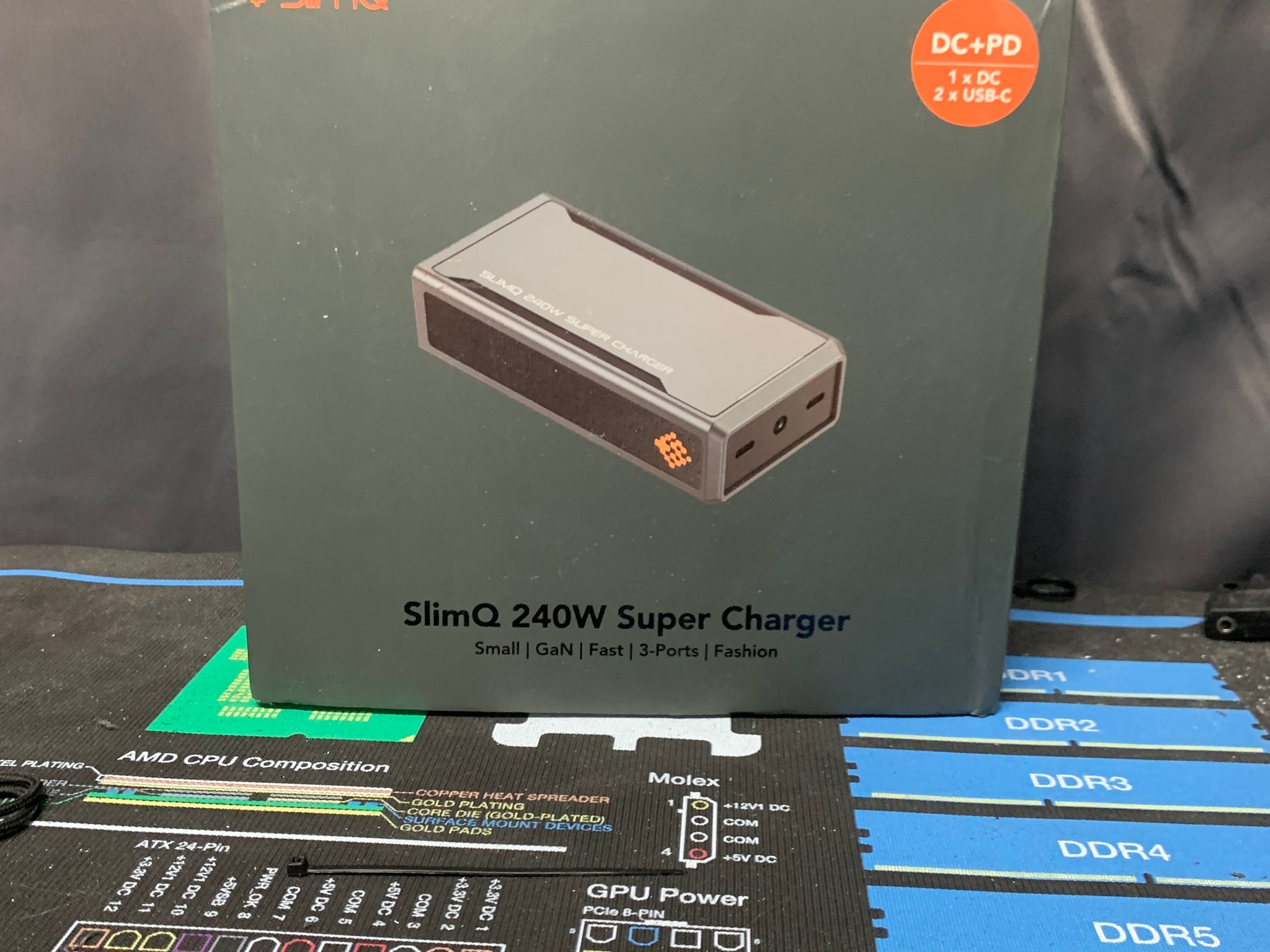 Used SlimQ 240w GaN universal laptop charger