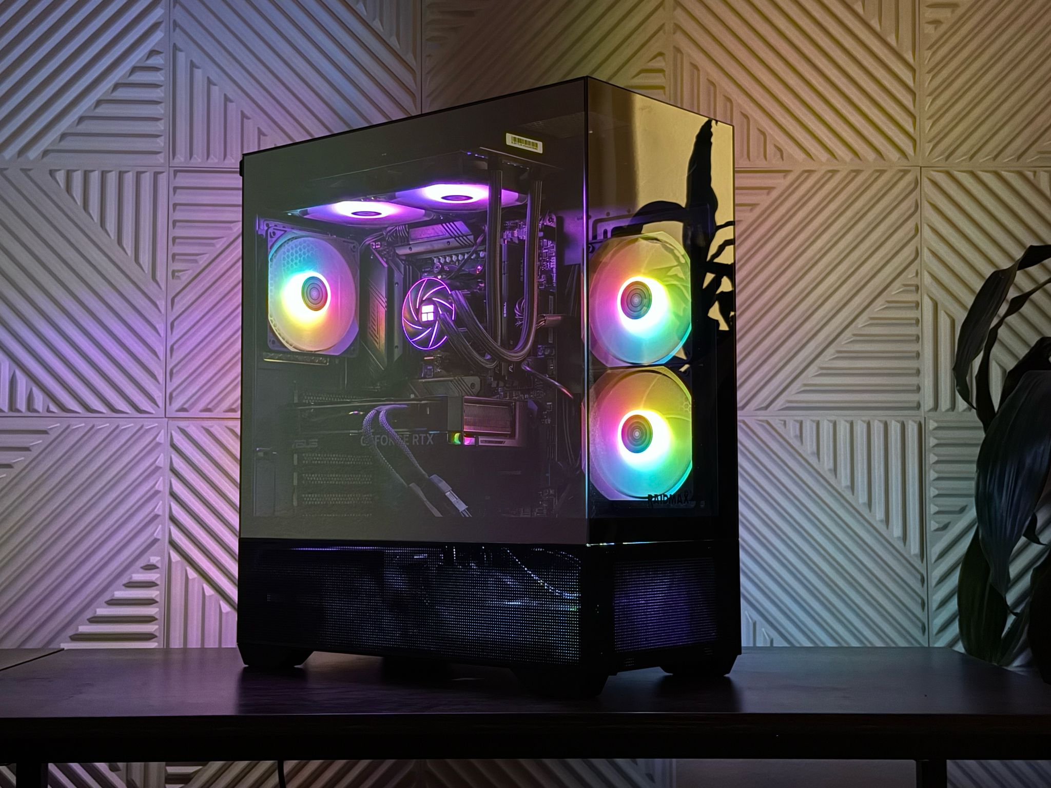 RTX 4070 SUPER | RYZEN 7600X | 32GB 6000CL36 | 2TB NVME | WIFI