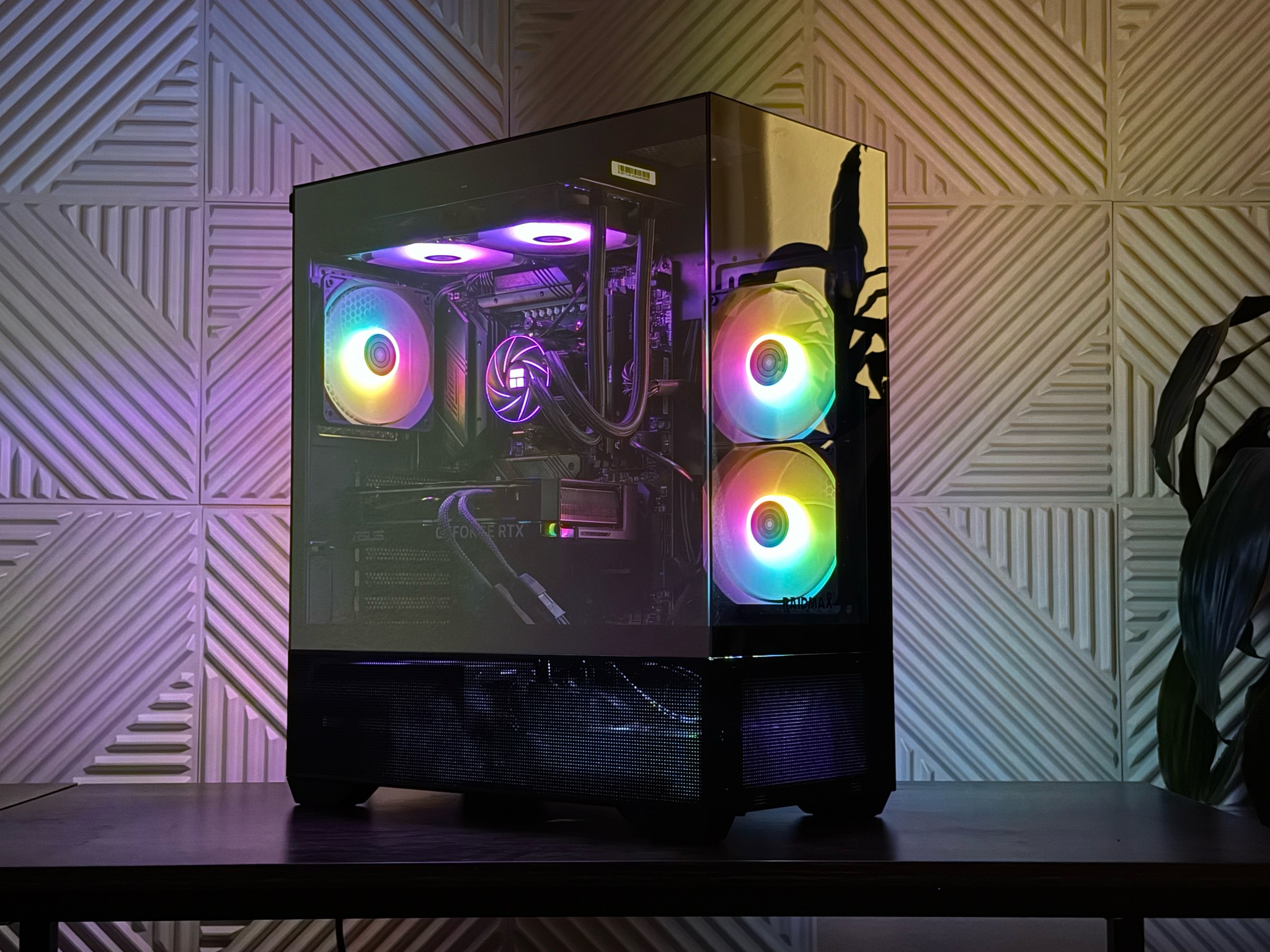 RTX 4070 SUPER | RYZEN 7600X | 32GB 6000CL36 | 2TB NVME | WIFI