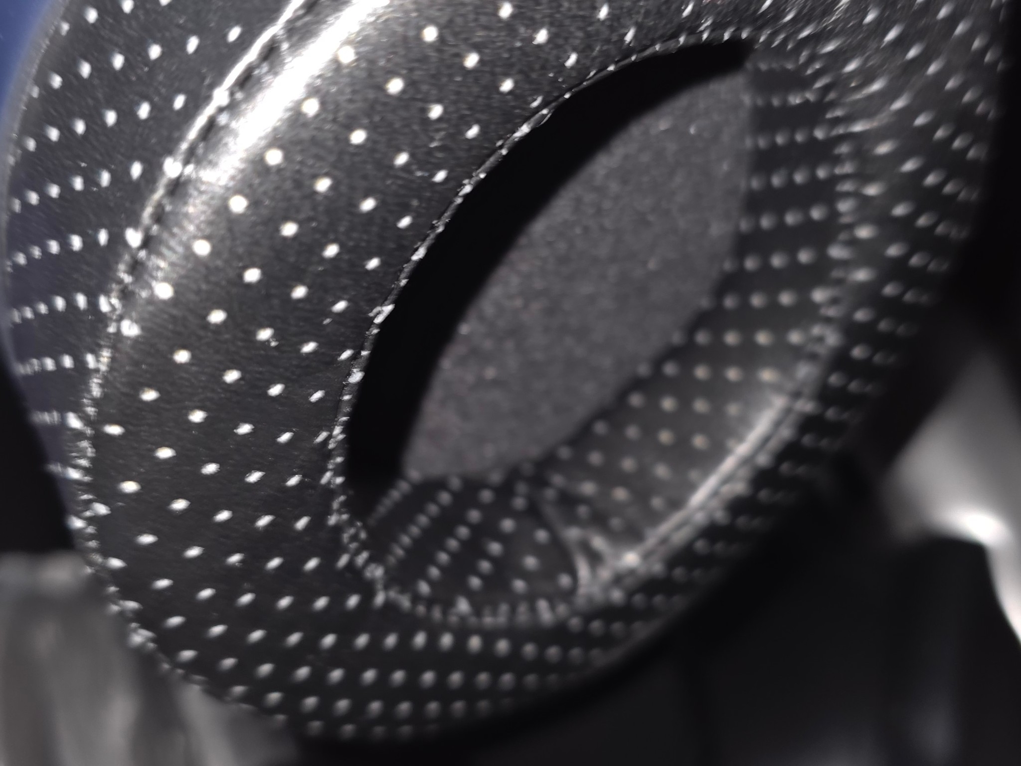 Dekoni x hifiman cobalt closed back headphones