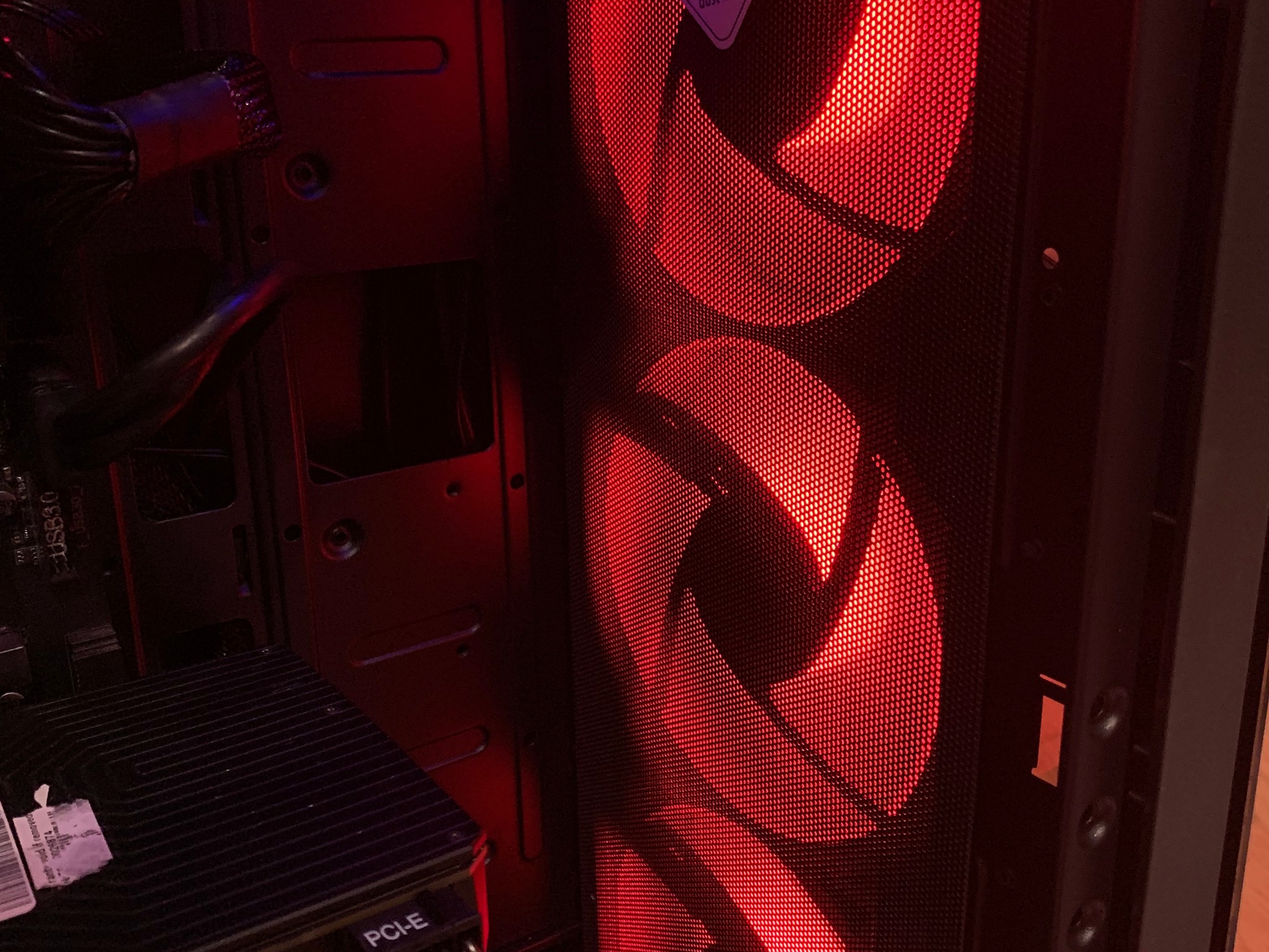 NVIDIA GTX 1070 i7 6700K CUSTOM RGB GAMING PC 16GB RAM 512GB SSD WINDOWS 10 INSTALLED