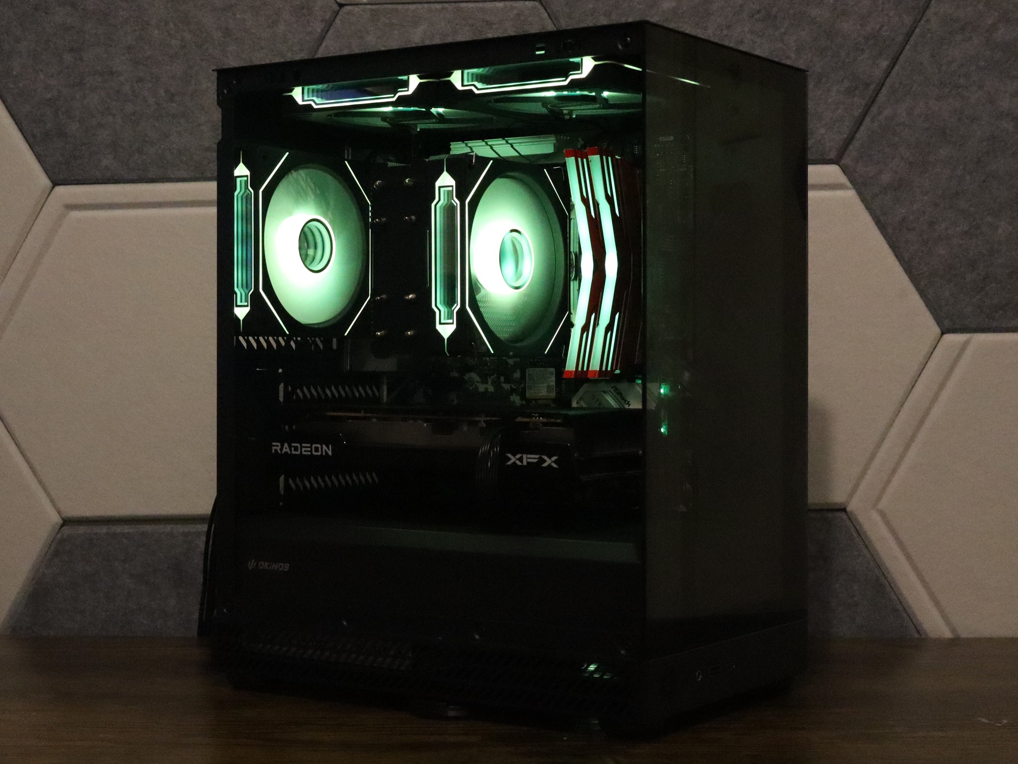 Radeon RX 6650 XT Custom Gaming PC - Ryzen 5 5600X, 16GB RAM, 512GB NVMe SSD - Windows 11 + wifi