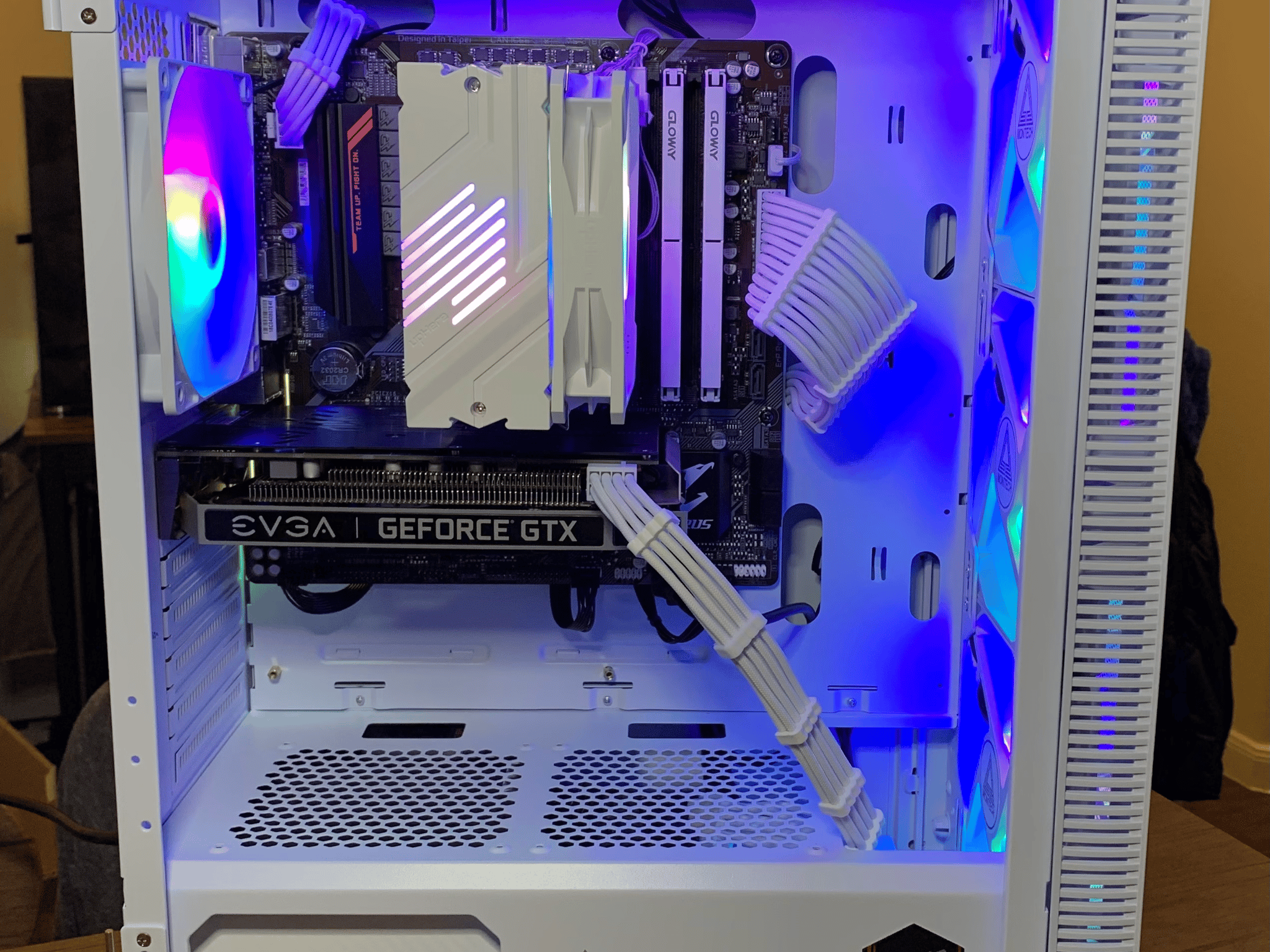 Mid Range White Gaming PC (Ryzen 5 5600X + GTX 1660 Super)
