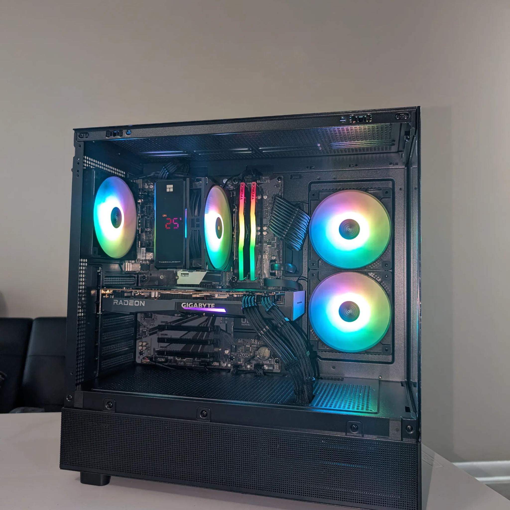 i5 12400f/RX 6700 XT (12gb)