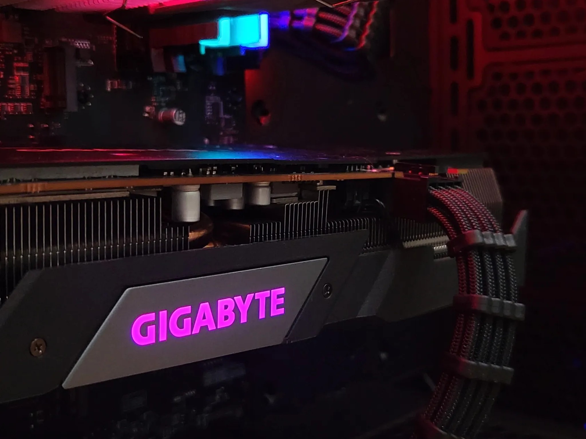 "Black Panther" Ryzen 5 RX 5700, Rog Strix Gaming/Streaming PC