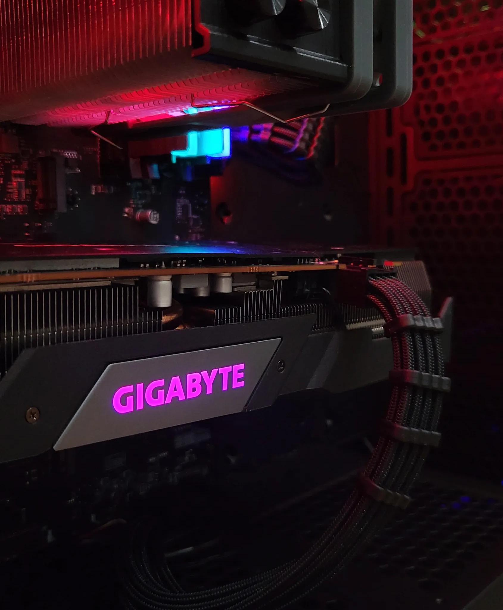 "Black Panther" Ryzen 5 RX 5700, Rog Strix Gaming/Streaming PC