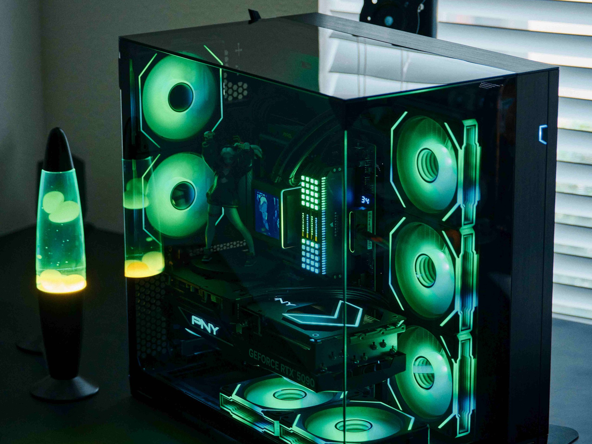 High-End 5090 OC Gaming & AI PC - RTX 5090 OC + 64GB DDR5 + AMD Ryzen 9 7950X