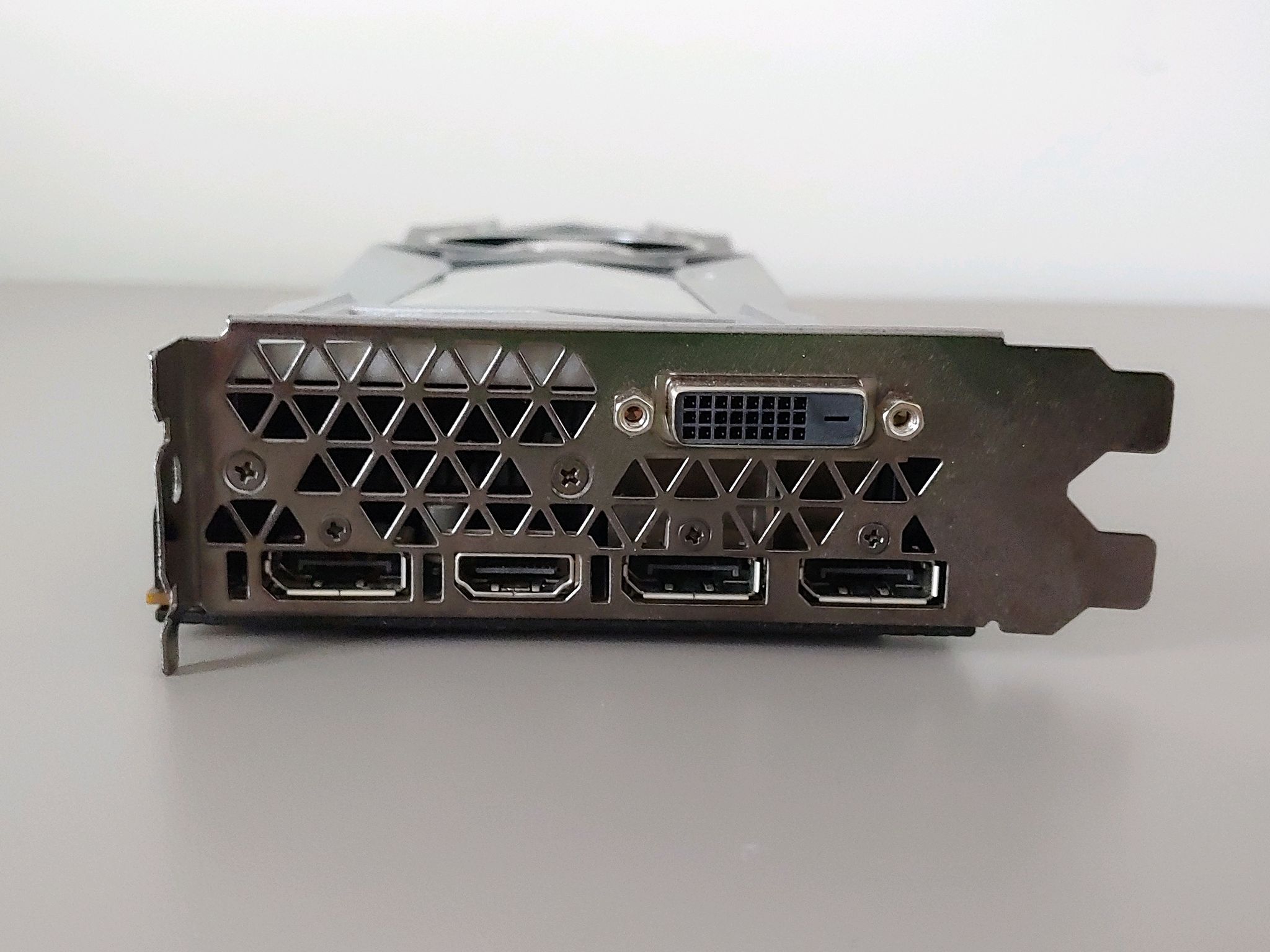 NVIDIA GTX 1070 Founders Edition – Tested, Clean, Original Box (SLI-Ready)