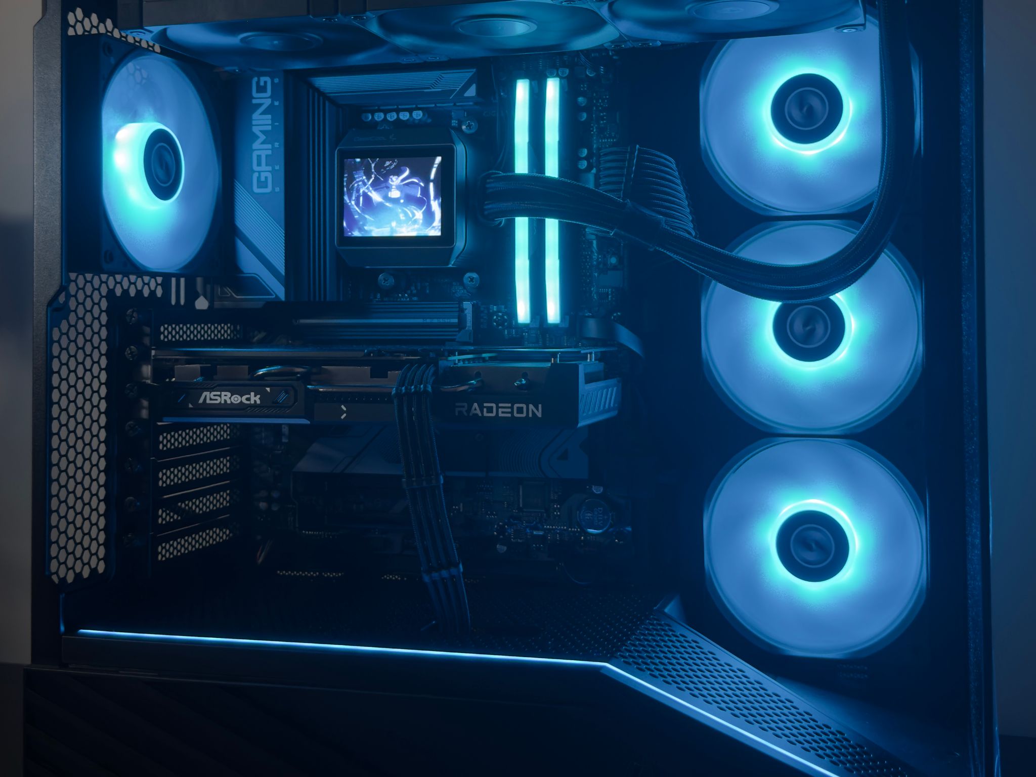 Brand New Gaming PC | Ryzen 7 9700X | RX 9060 XT 16GB | 32GB DDR5 | 1TB M.2