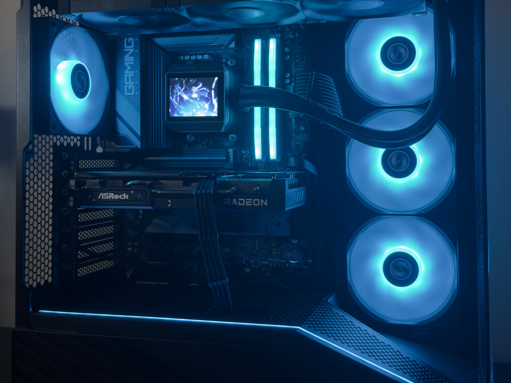 Brand New Gaming PC | Ryzen 7 9700X | RX 9060 XT 16GB | 32GB DDR5 | 1TB M.2