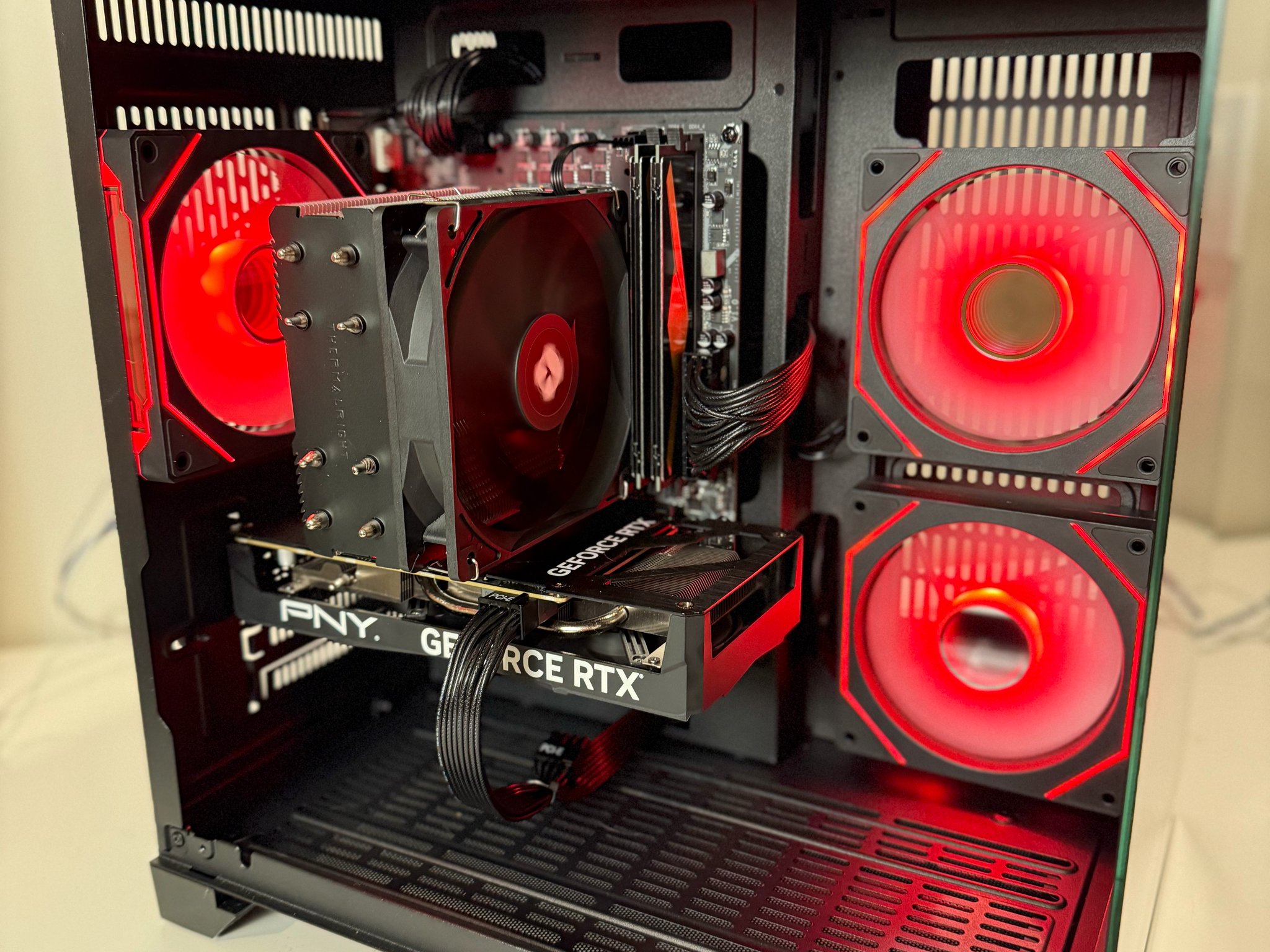 RTX 4060 | Intel i5 13400F | 16gb DDR4 | 1tb NVME⚡