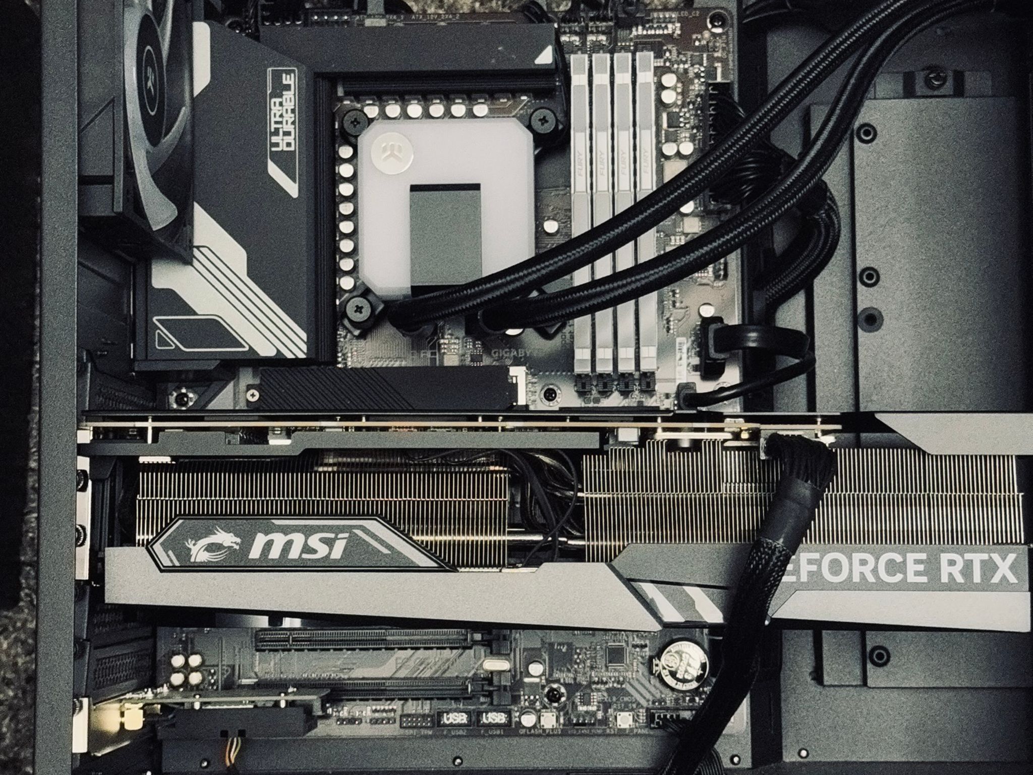 MSI Gaming GeForce RTX 4090 24GB GDDR6X
