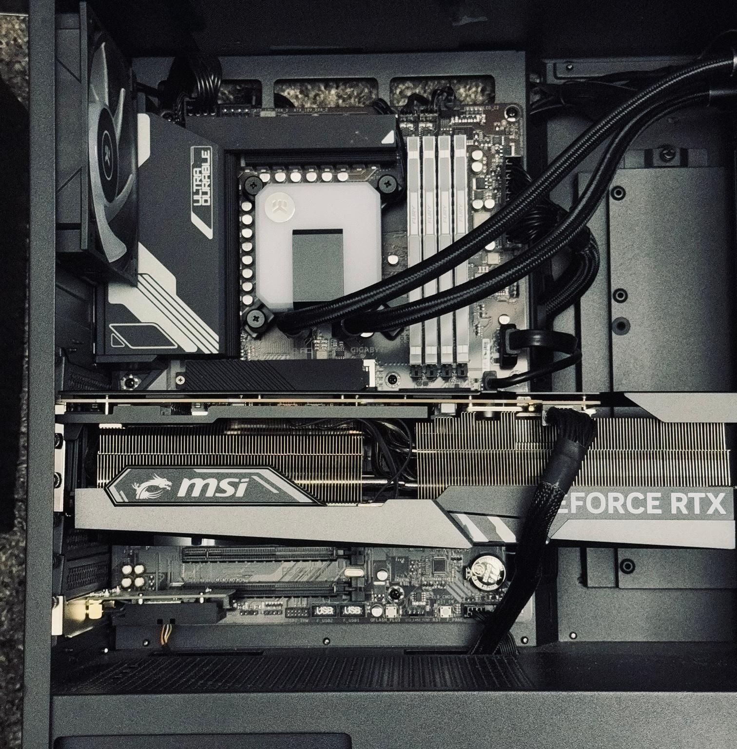 MSI Gaming GeForce RTX 4090 24GB GDDR6X