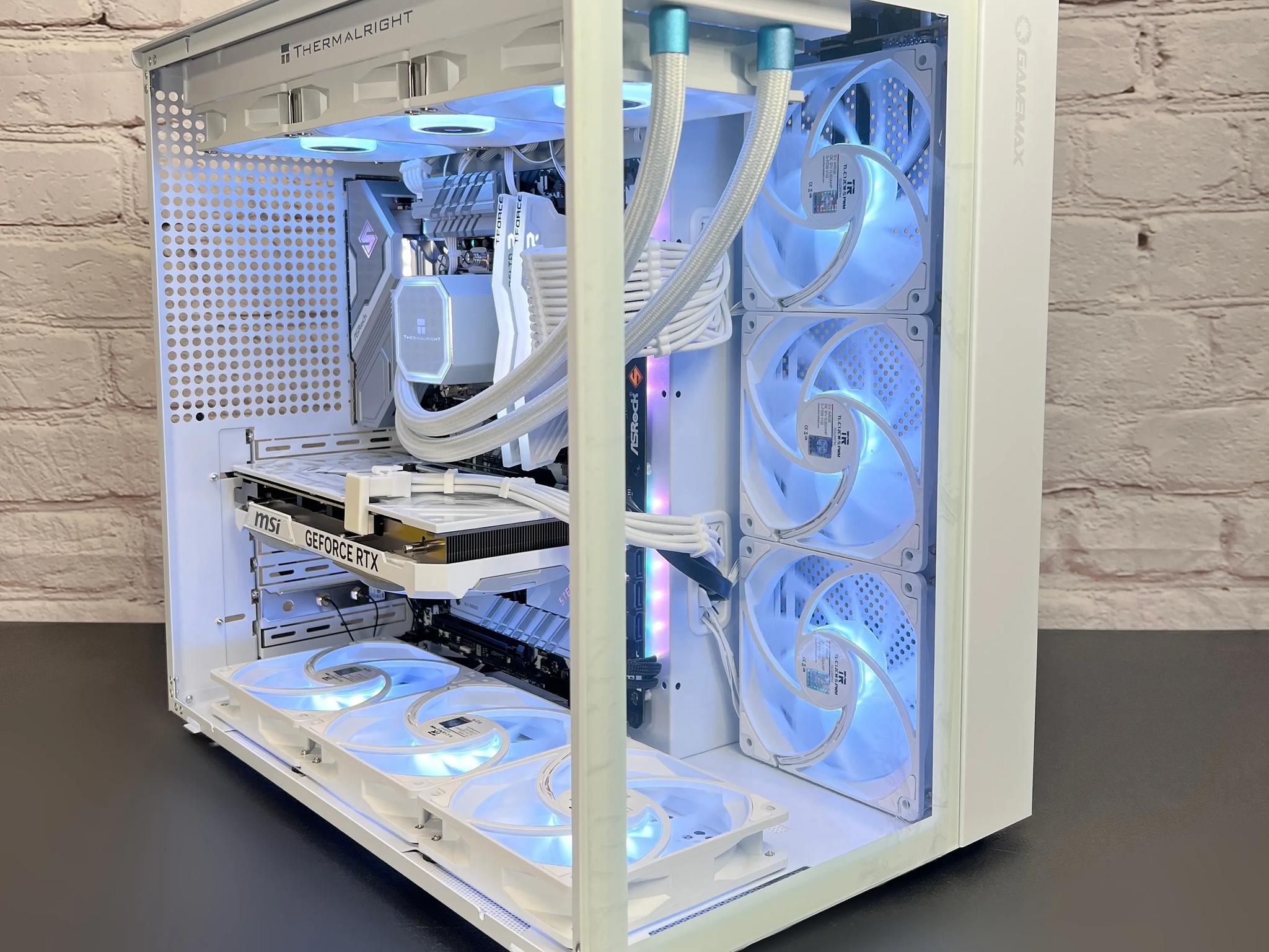 Intel i5 13600K RTX 4070 32GB RAM 1TB M.2 Wifi 6 Win11 Pro Gaming PC