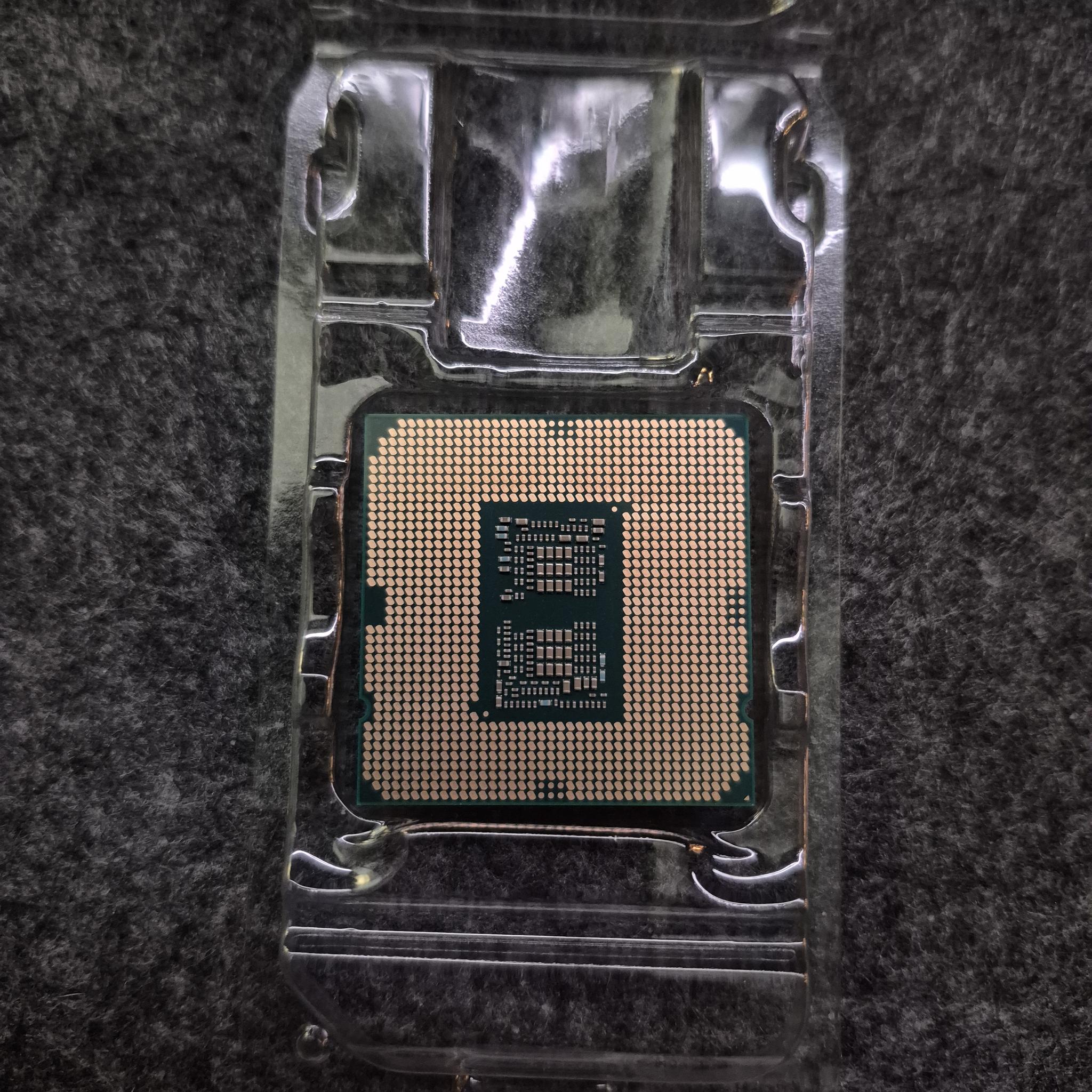 INTEL i9-10900k 10 CORE CPU