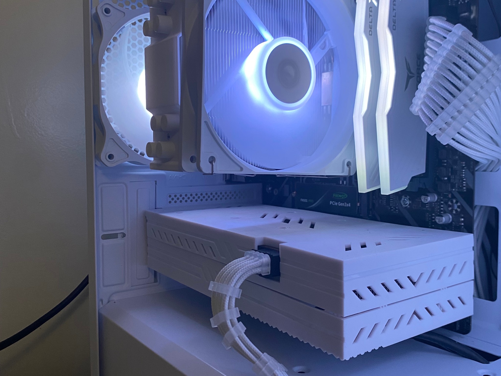 🌨️ Custom Gaming PC | Ryzen 5 3600 | RX 580 8GB | 16GB DDR4 RAM | 512GB SSD | WINDOWS 11 | WIFI