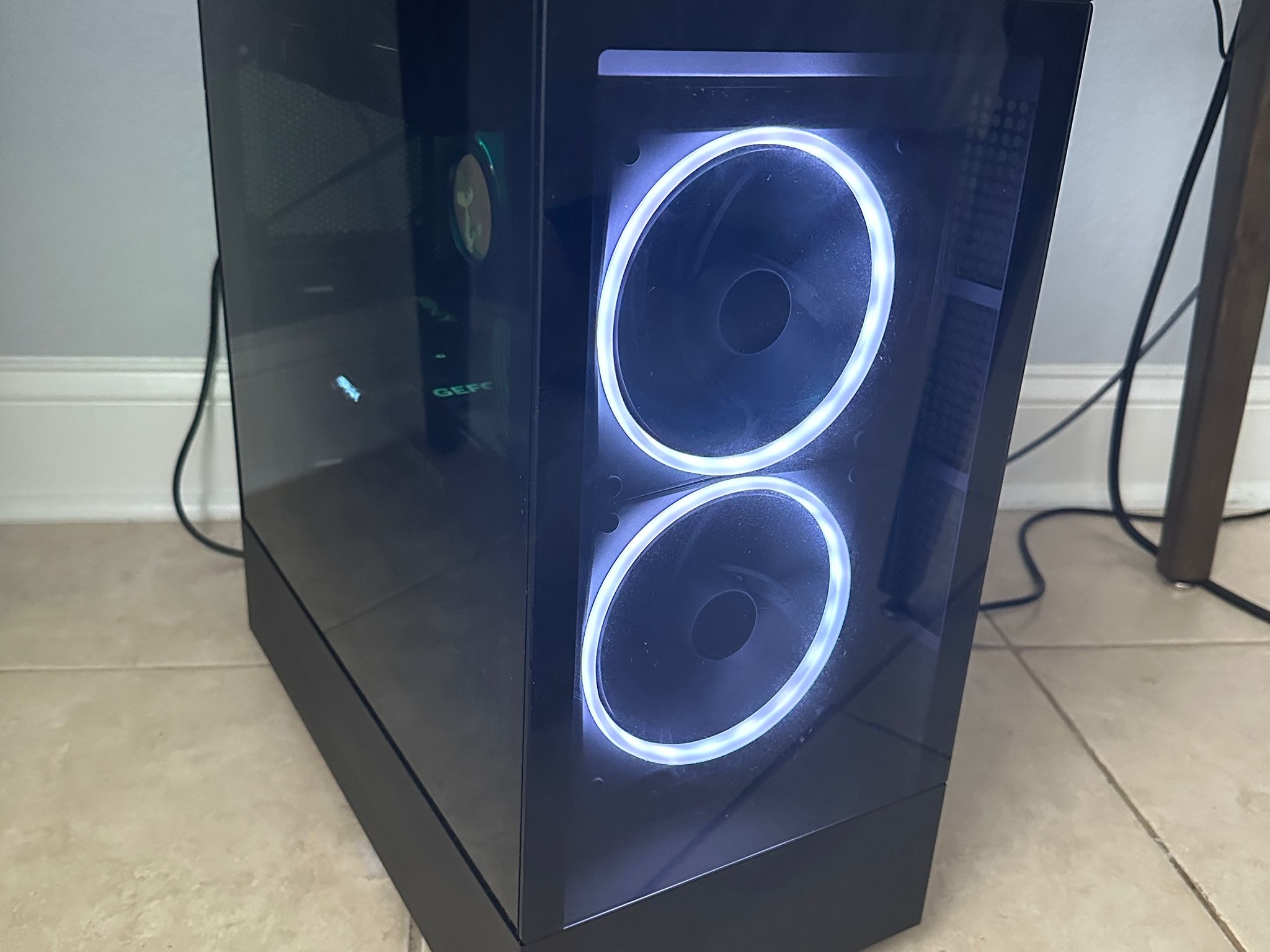 Like New NZXT Player Two Prime