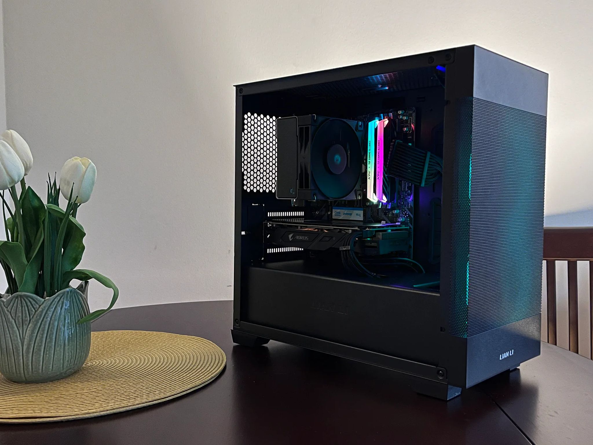 BUDGET 1080P GAMING BEAST! || Ryzen 5 2600 || RX 580 || 16GB RAM || 1 TB NVMe SSD