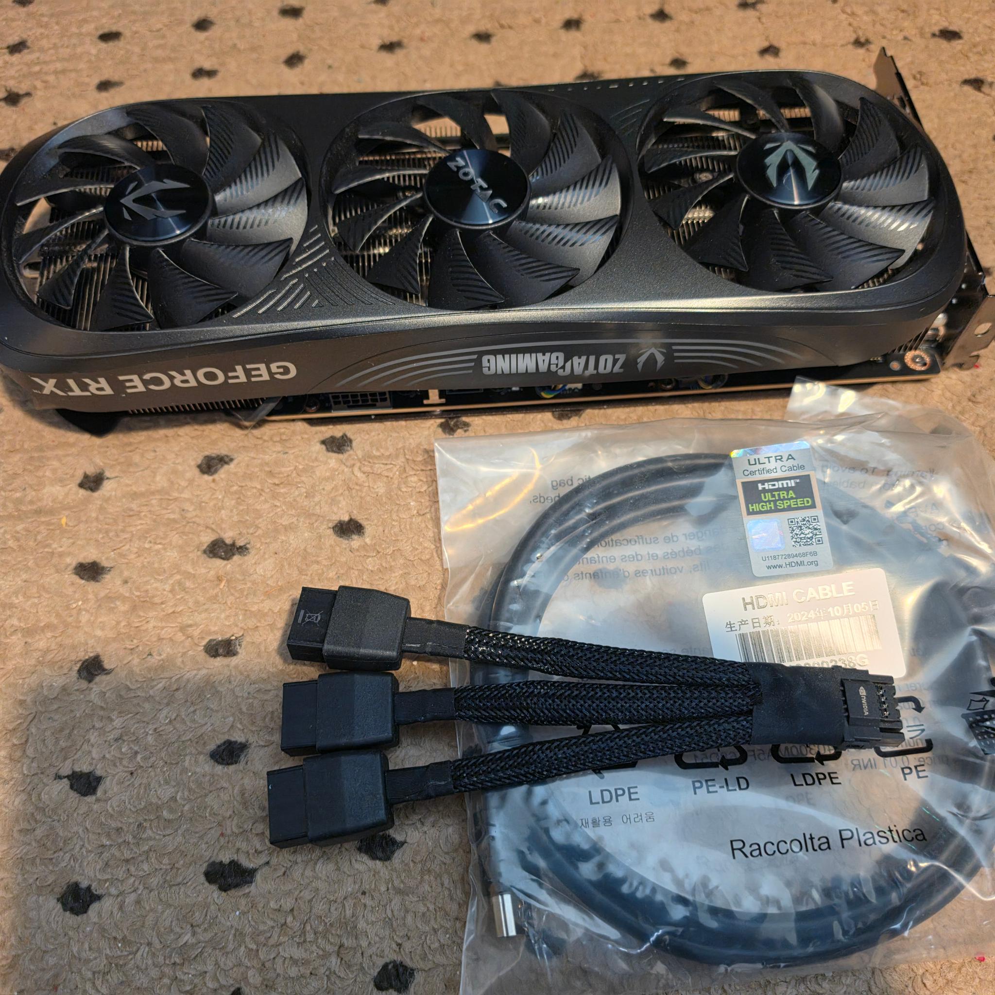 Zotac NVIDIA GeForce RTX 4080 SUPER AMP RGB Overclocked 16GB GDDR6X-Used, in good condition