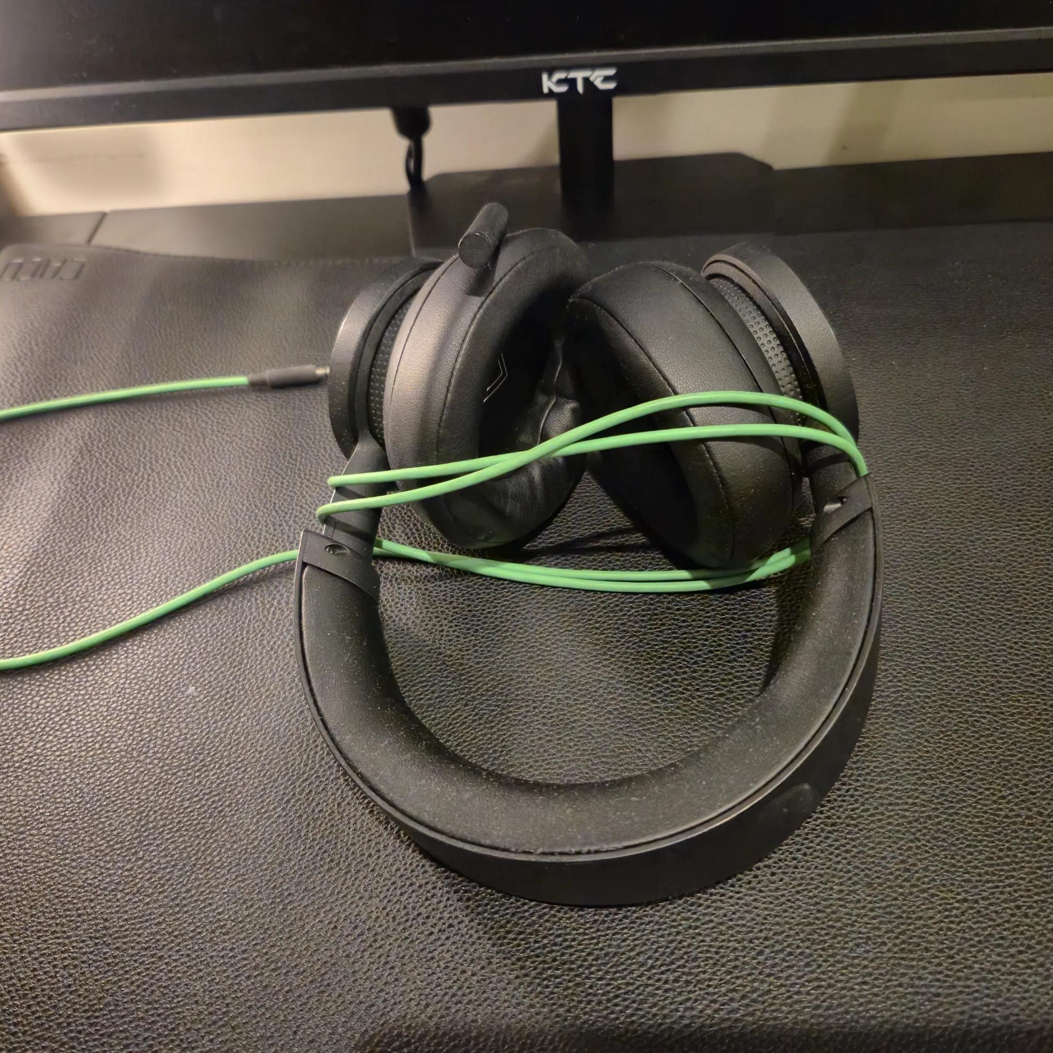Xbox wired gaming headset with Mic