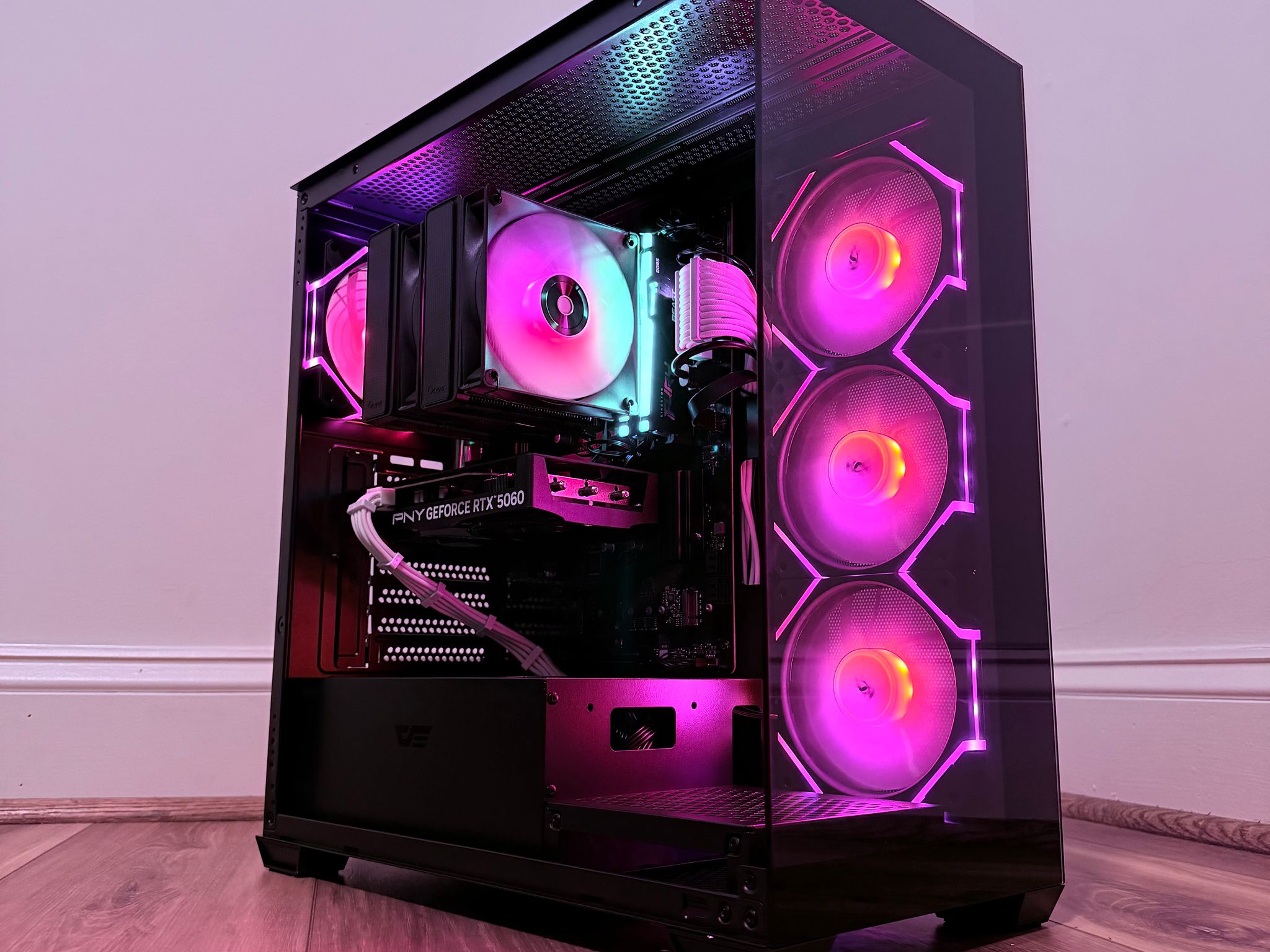 ❄️"Frozen Echo"❄️| 1080/1440p Gaming | Intel Ultra 7 265k | RTX 5060 | 16B DDR5 | 1tb Storage