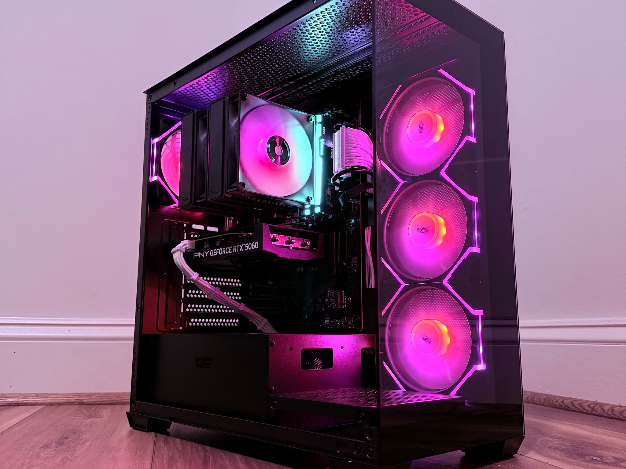 ❄️"Frozen Echo"❄️| 1080/1440p Gaming | Intel Ultra 7 265k | RTX 5060 | 16B DDR5 | 1tb Storage
