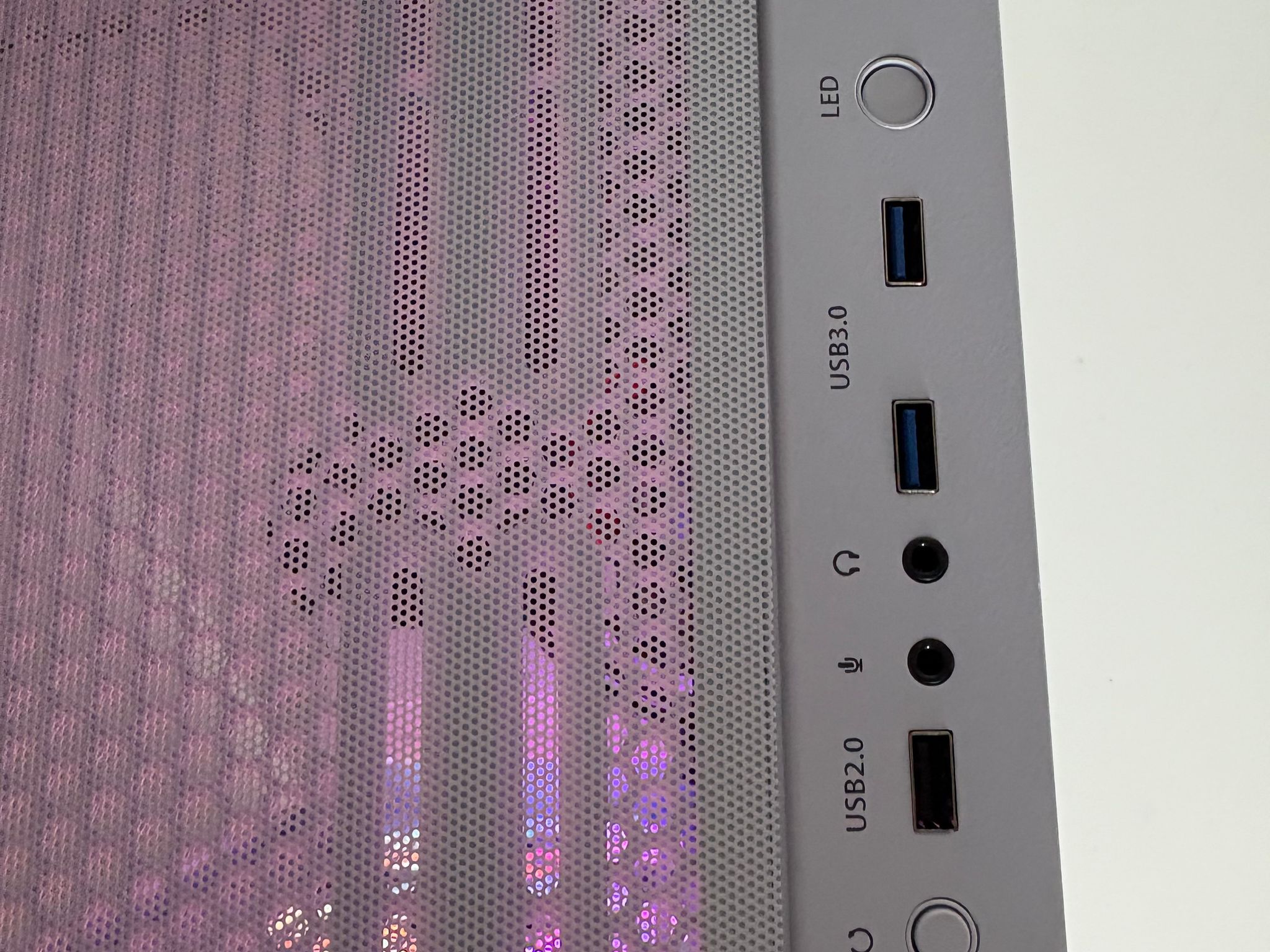 //ICEBERG V2// - RTX 2060, Core i3 12100F, 16GB, 500GB SSD