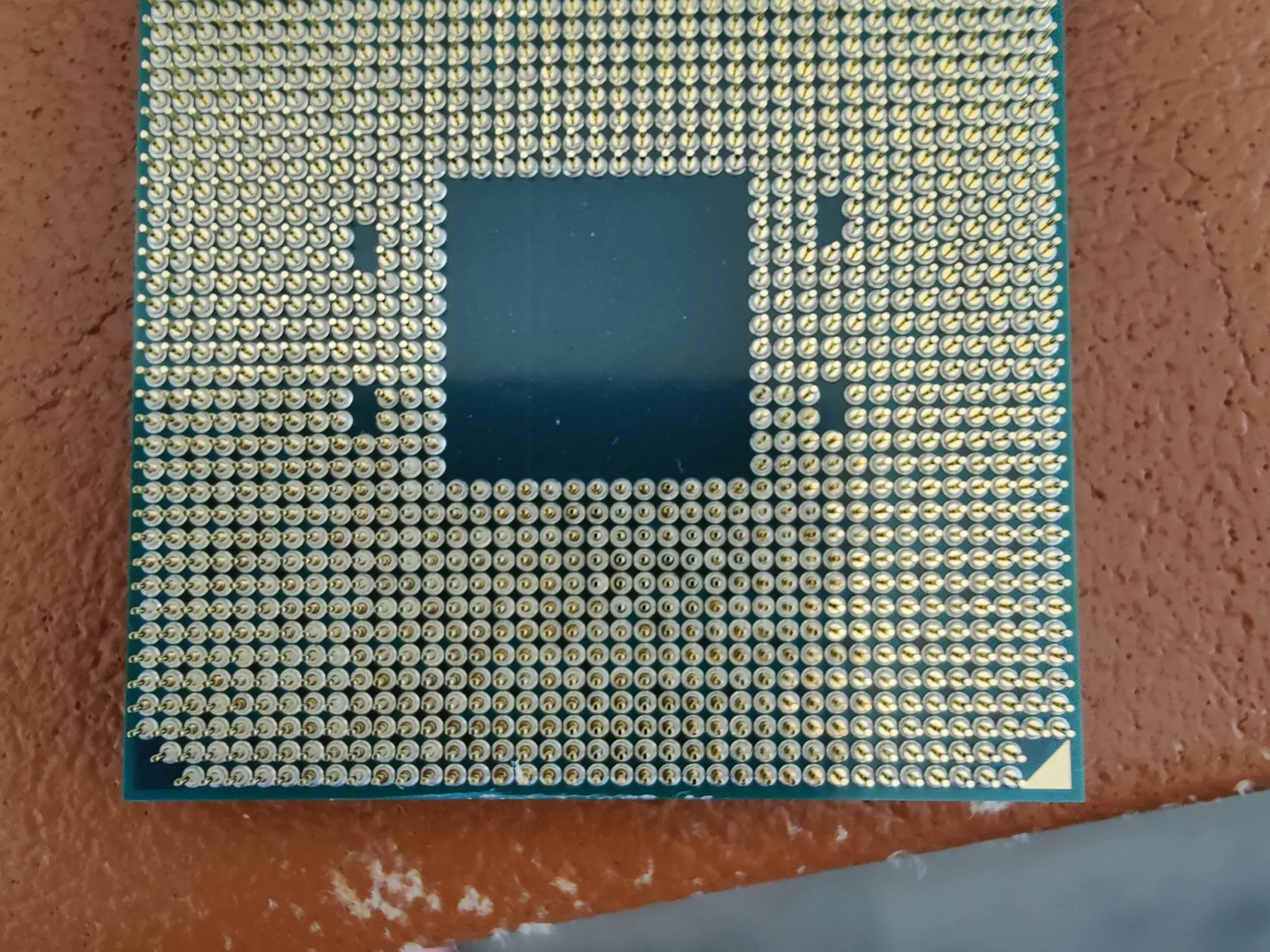 Ryzen 5600x w/stock cooler