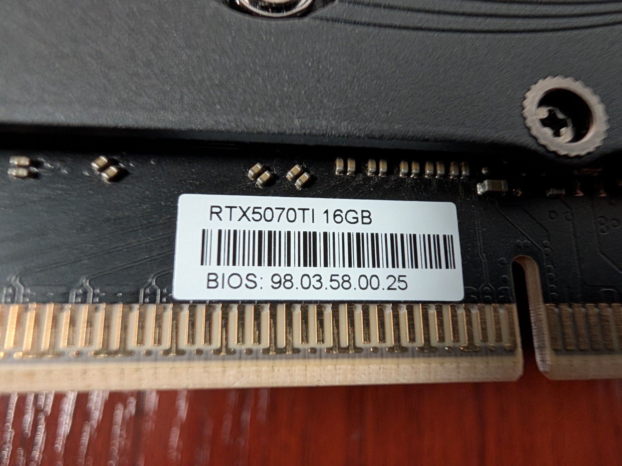 PNY GeForce RTX 5070 Ti ARGB EPIC-X RGB OC Triple Fan