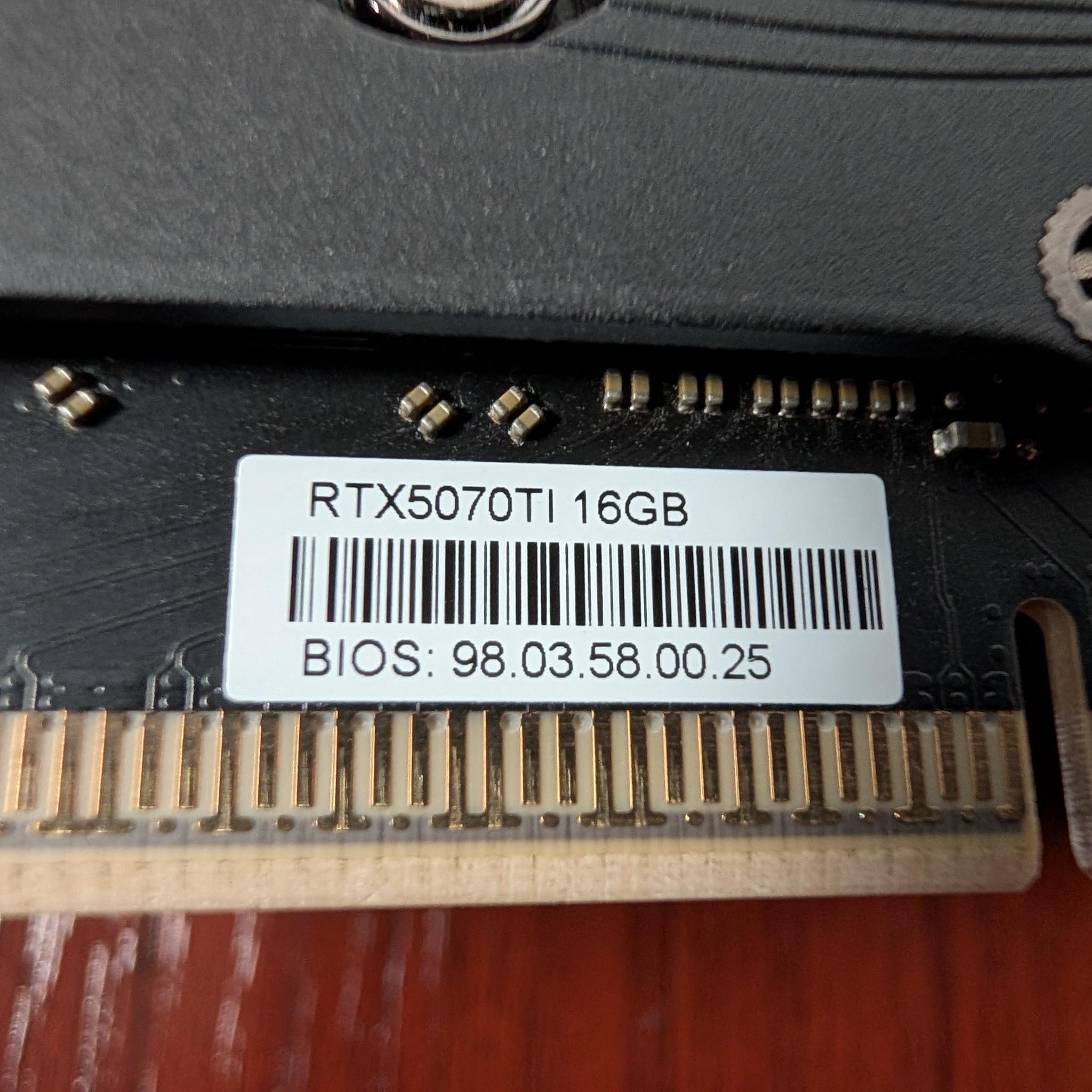 PNY GeForce RTX 5070 Ti ARGB EPIC-X RGB OC Triple Fan
