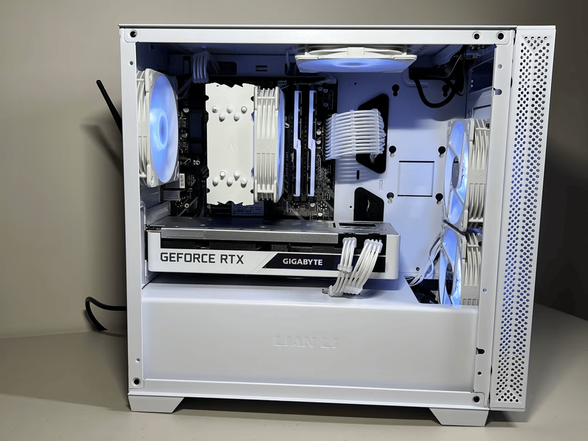 Ryzen 5 5600X RTX 3070 Gaming PC