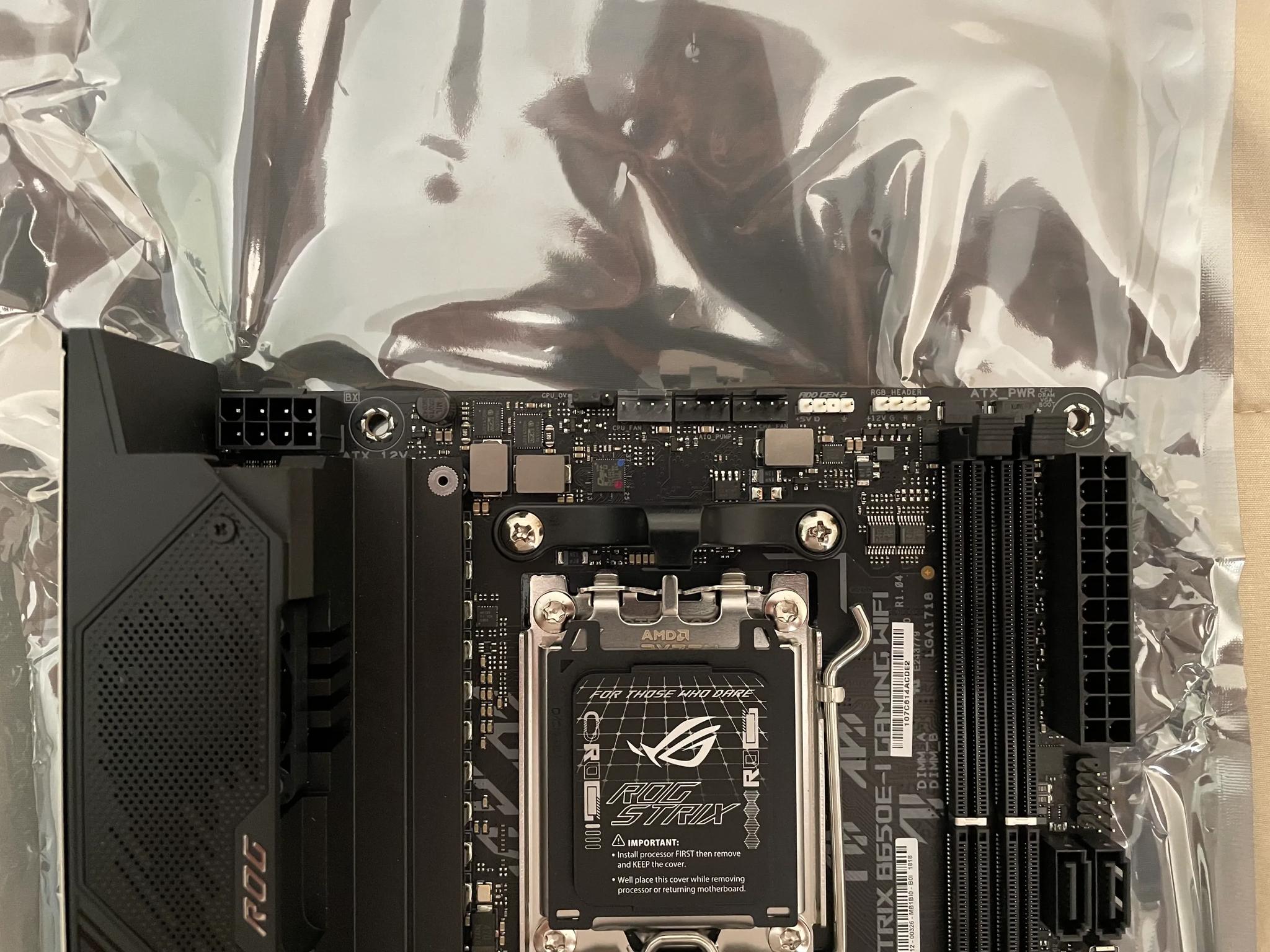 ASUS ROG STRIX B650E-I GAMING WIFI AM5 AMD Motherboard