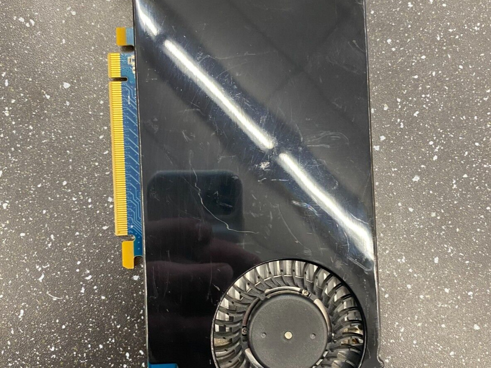 *B GRADE* AMD Radeon HD 5750 1GB GDDR5 Graphics Card - DisplayPort, HDMI, DVI