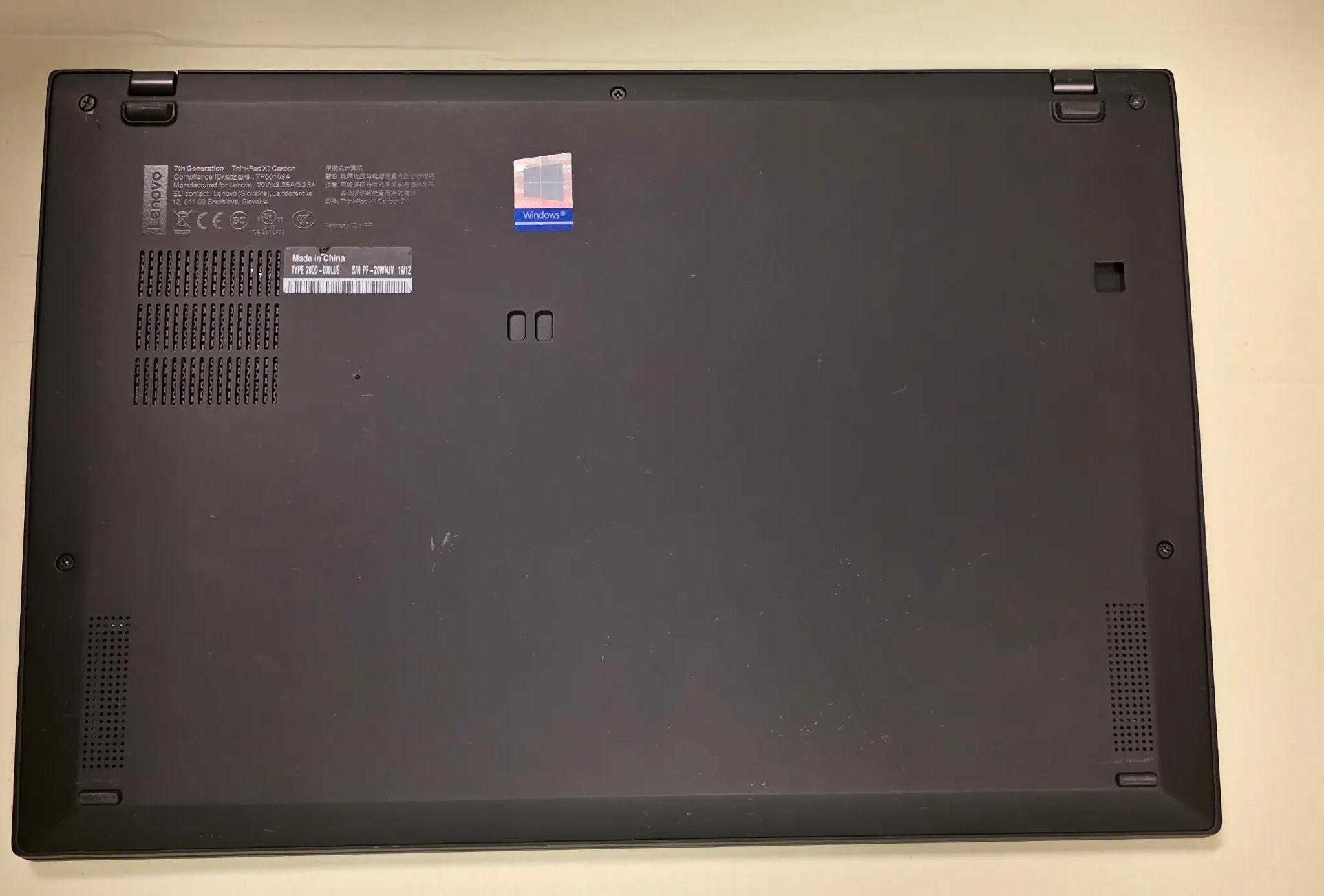 Lenovo X1 Carbon 7th gen 14in, Windows 11, i7, 512GB storage, 16GB Ram, touchscreen with AC adapter