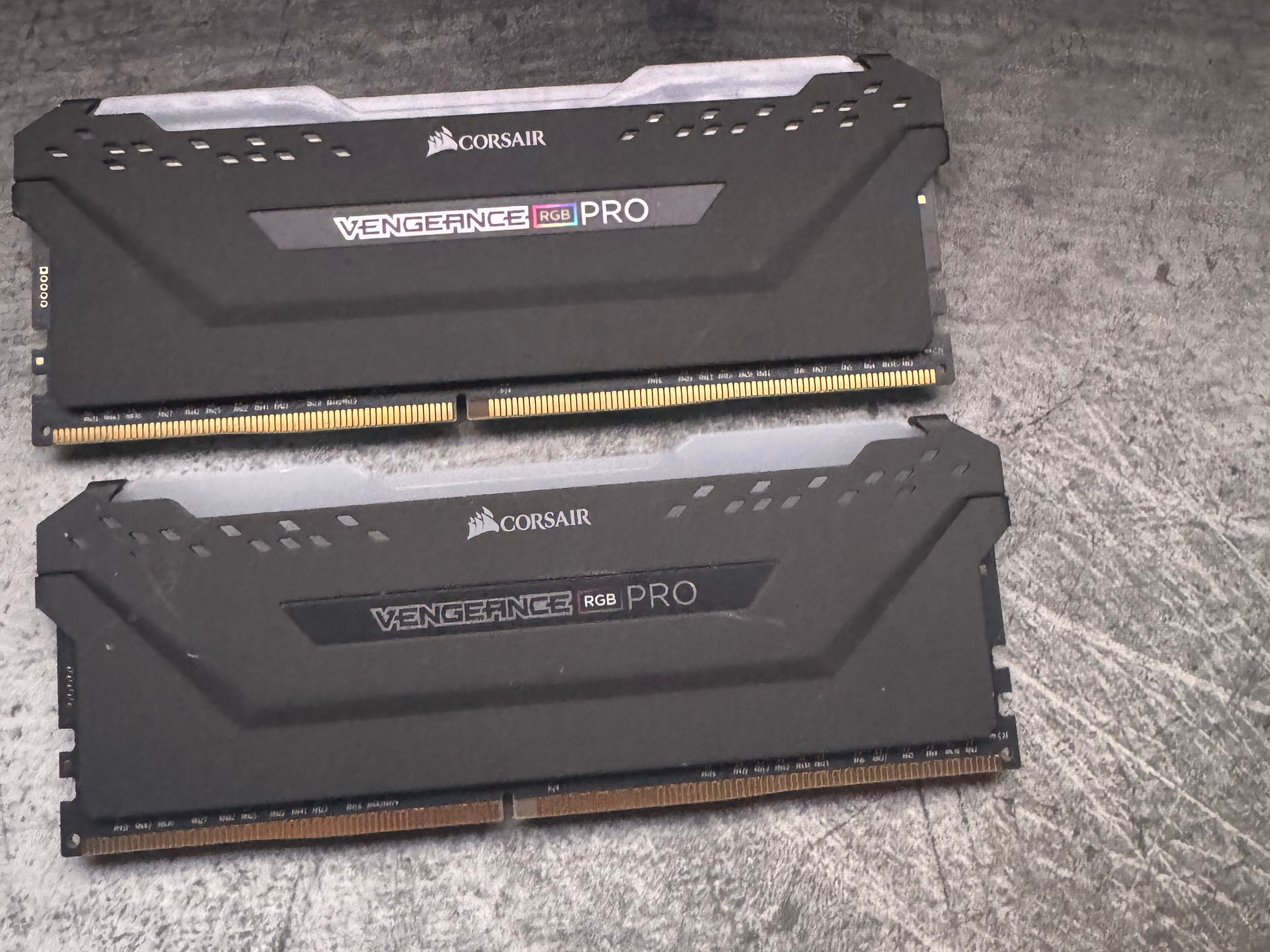 32gb Corsair RGB Ram