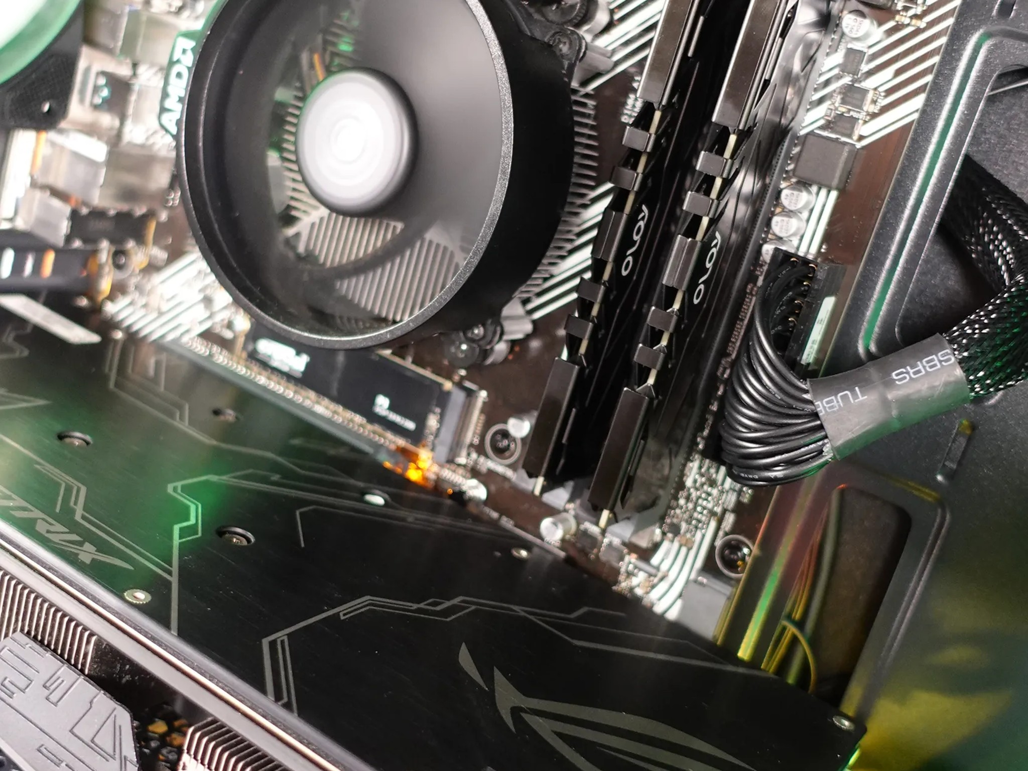Space explorer ryzen 5 3600 gtx 1660ti